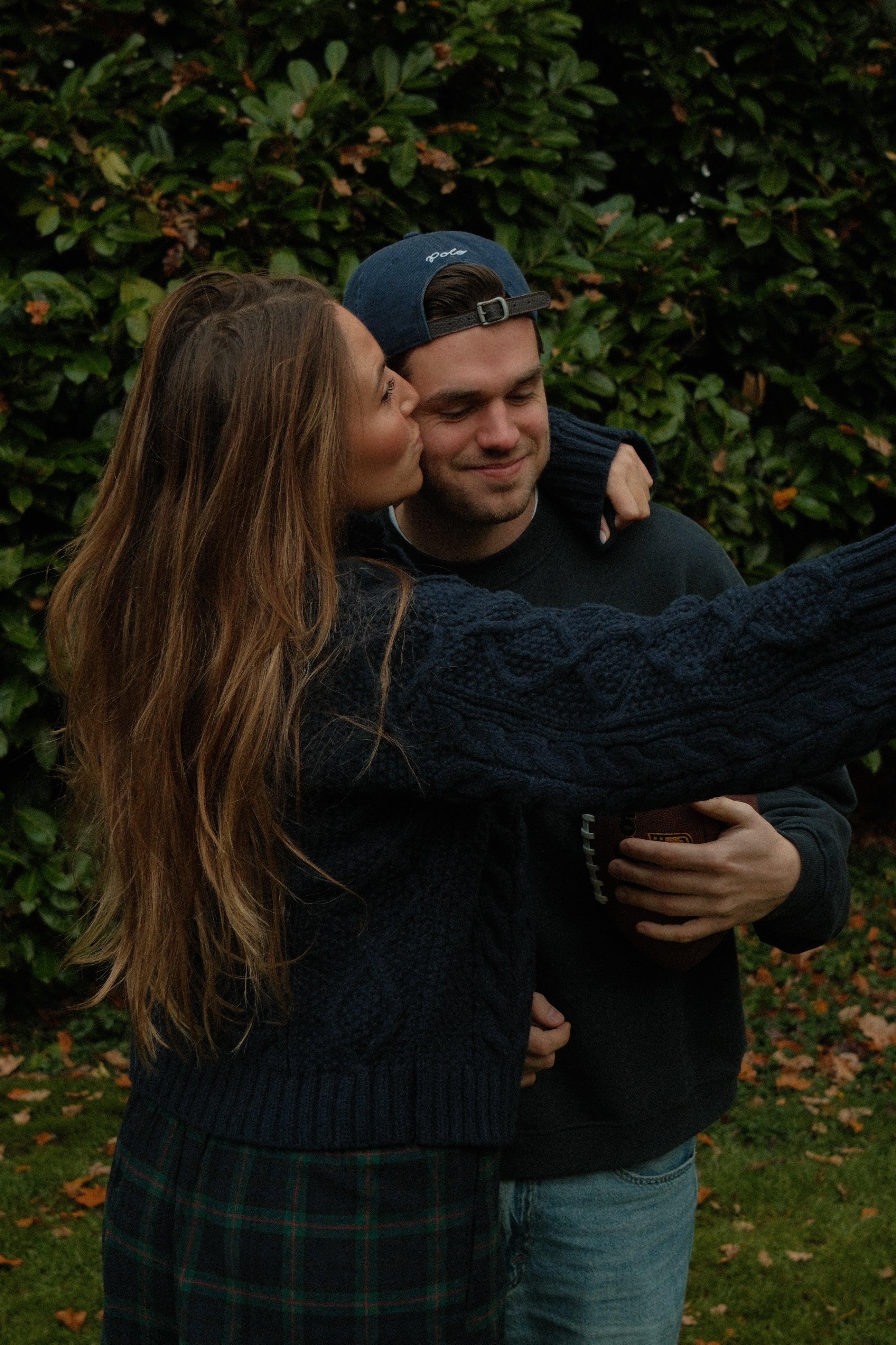 HERITAGE CABLE CARDIGAN NAVY