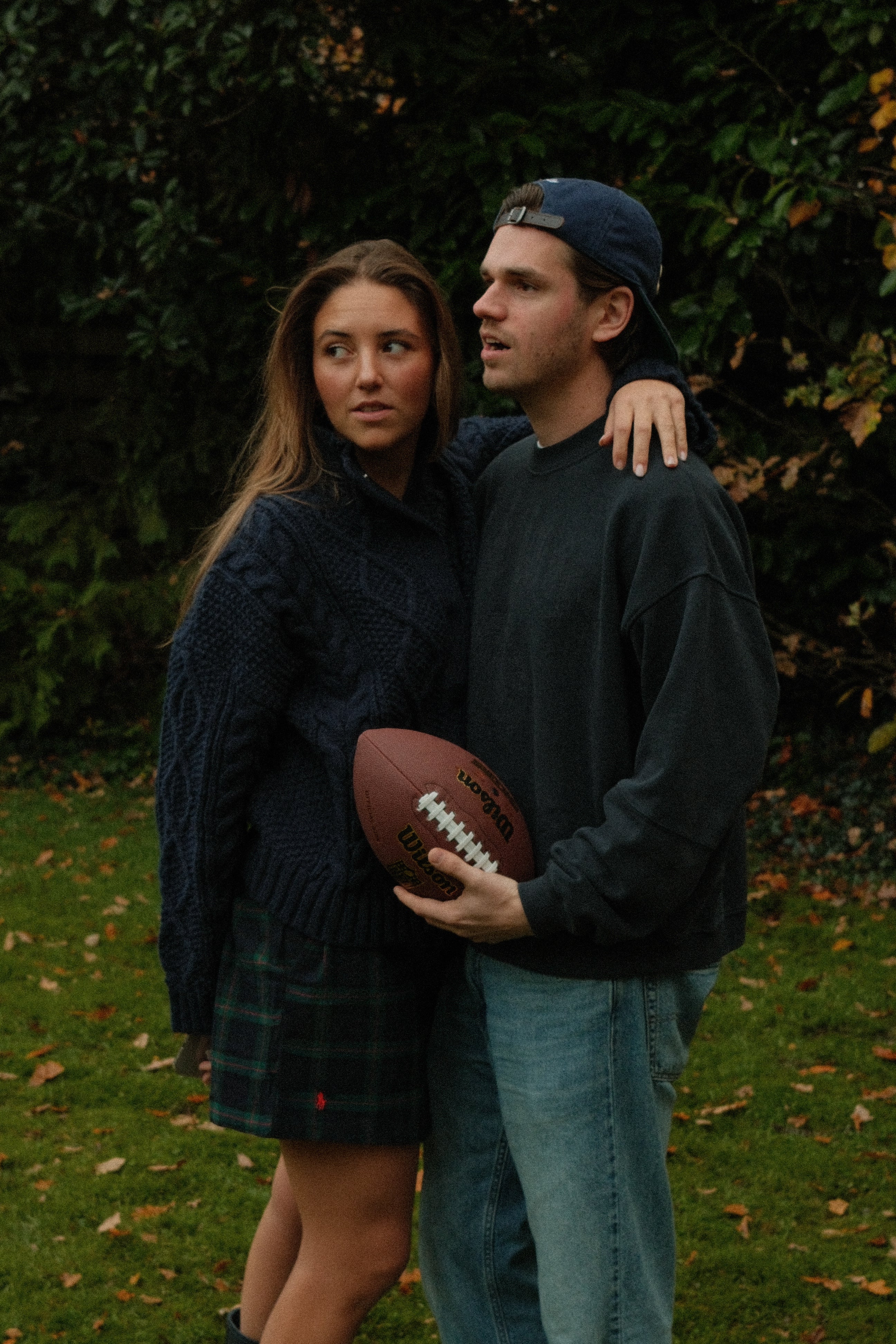 HERITAGE CABLE CARDIGAN NAVY