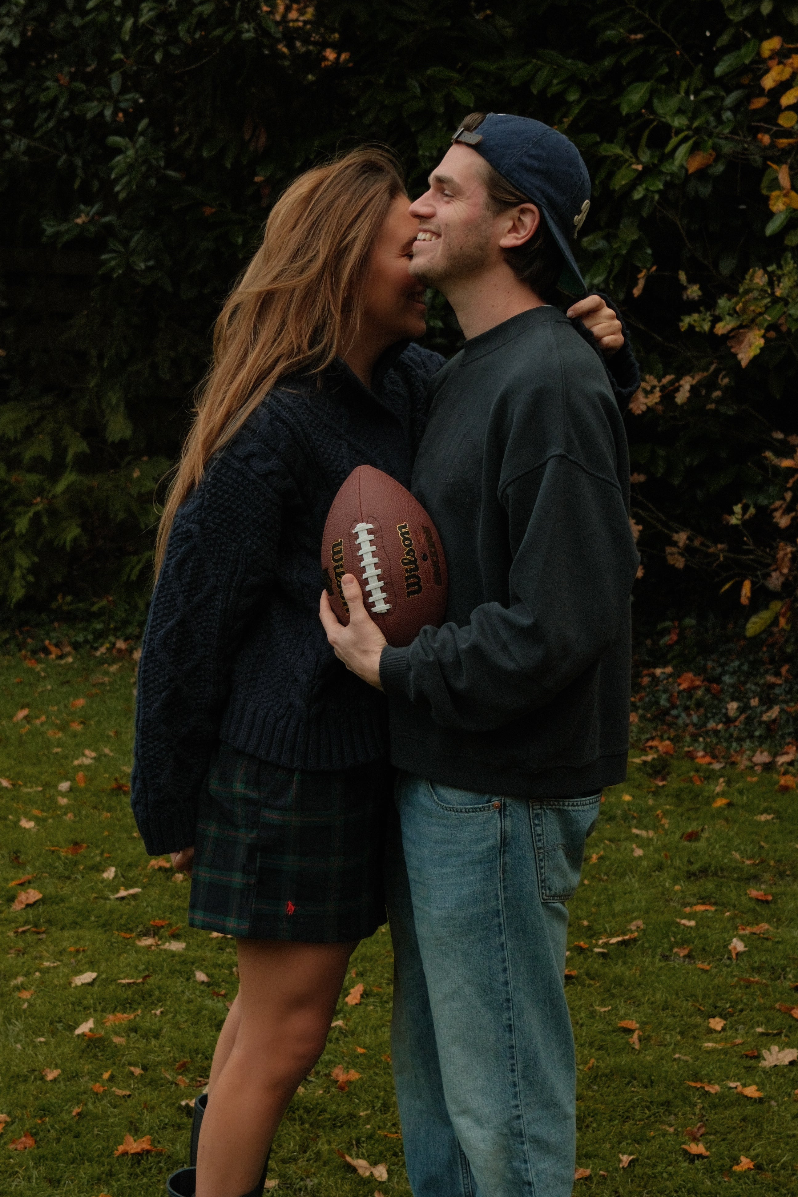 HERITAGE CABLE CARDIGAN NAVY