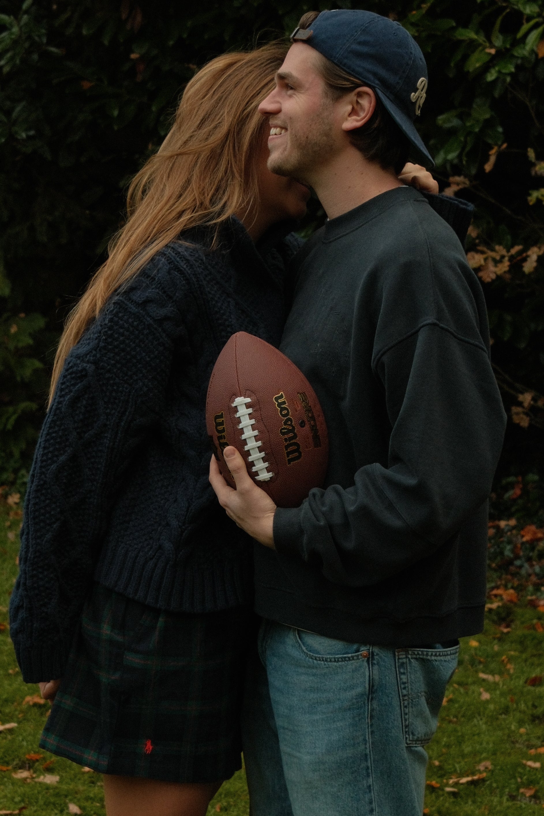 HERITAGE CABLE CARDIGAN NAVY