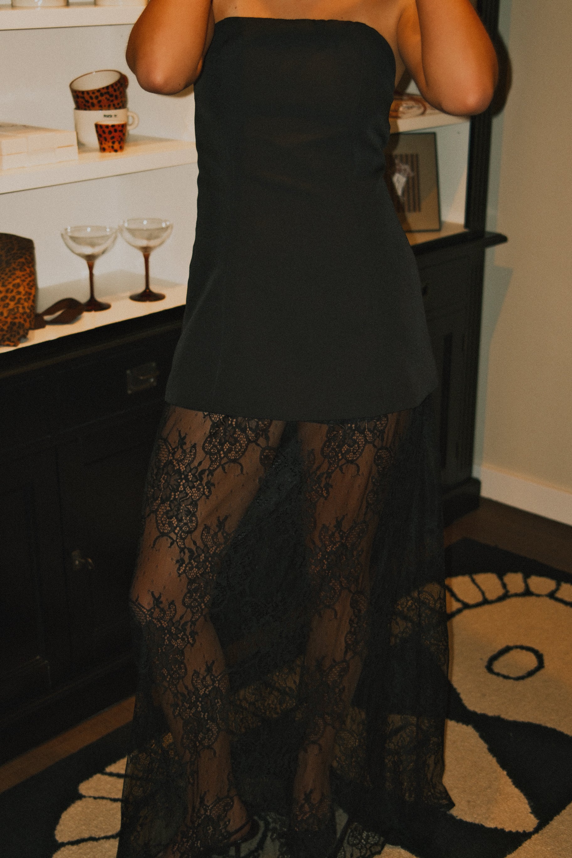 THE LITTLE DRESS BLACK