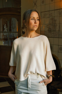 THE LILY KNIT ECRU