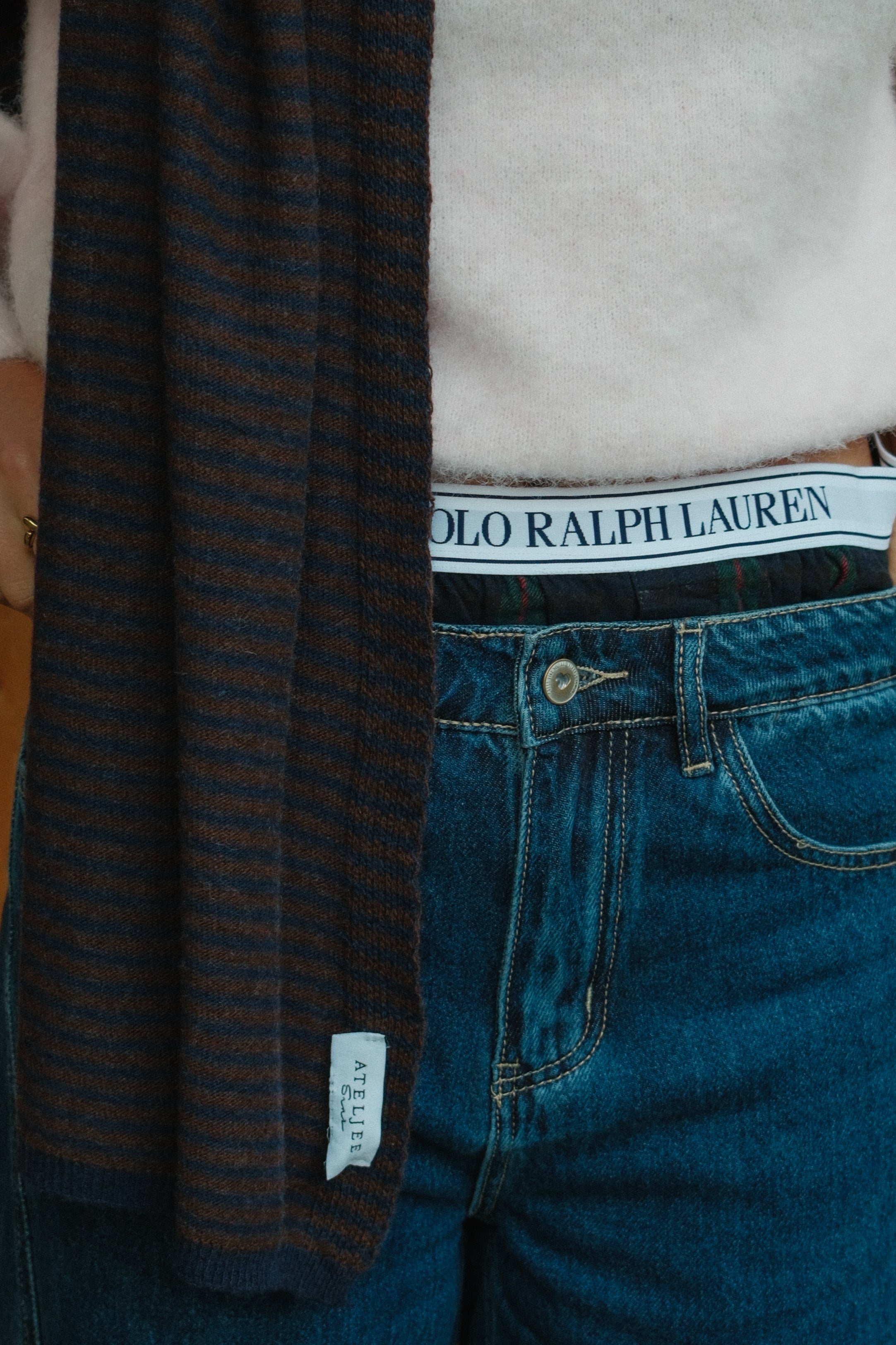 A/S SCARF STRIPED NAVY/CHOCO