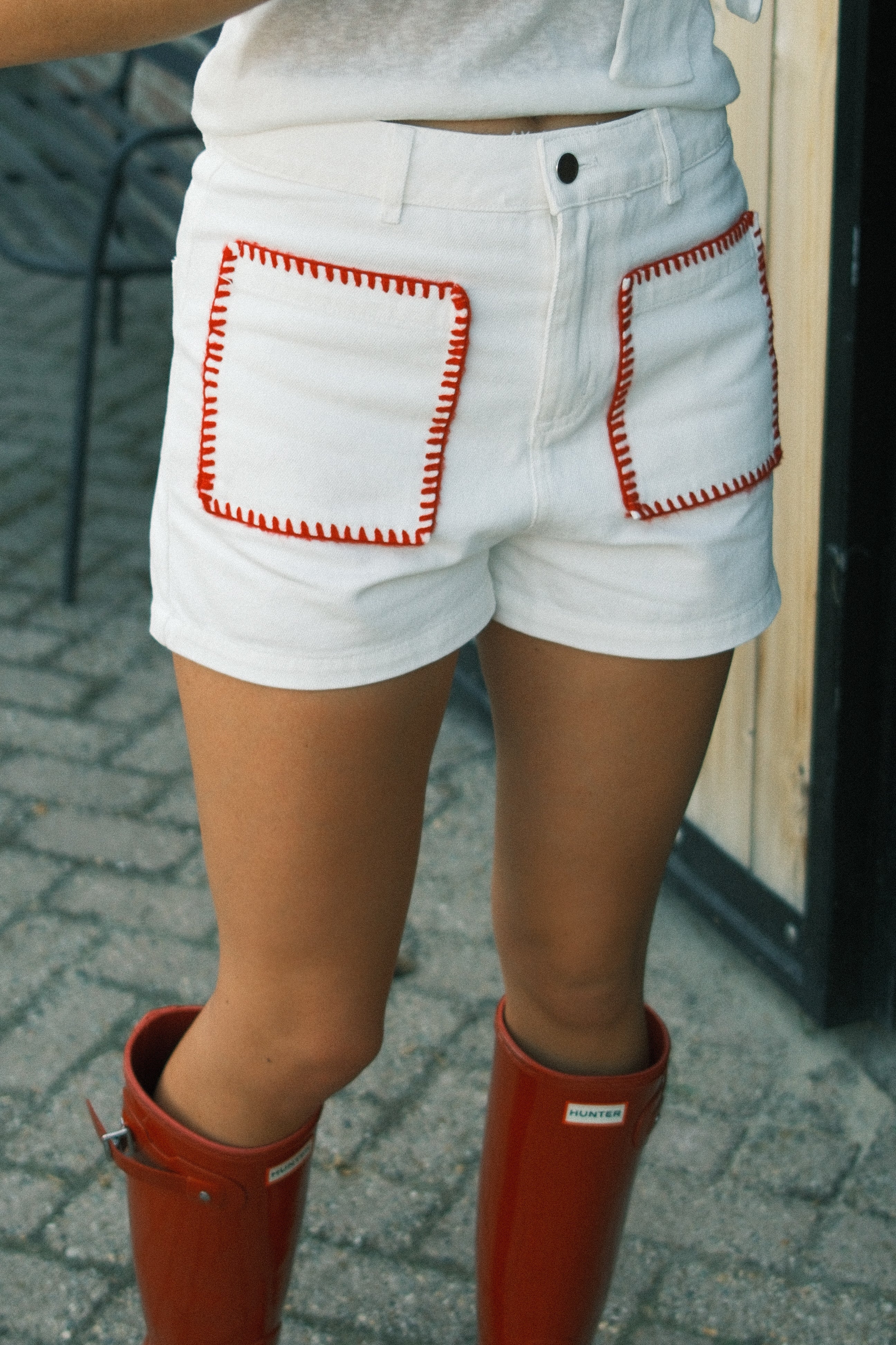 OLIVIA SHORT WHITE