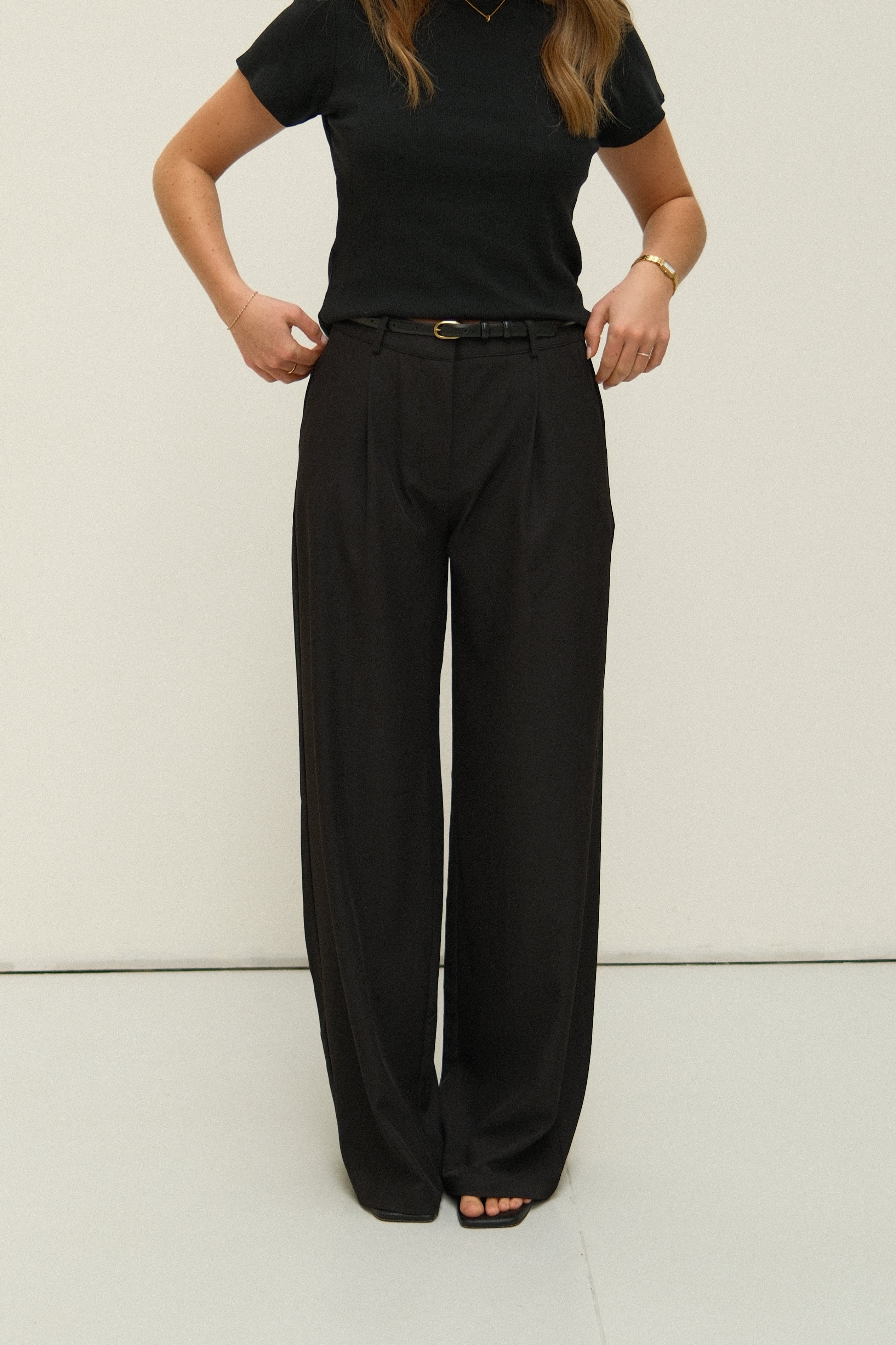 WIDE LEG MID WAIST PANTALON BLACK