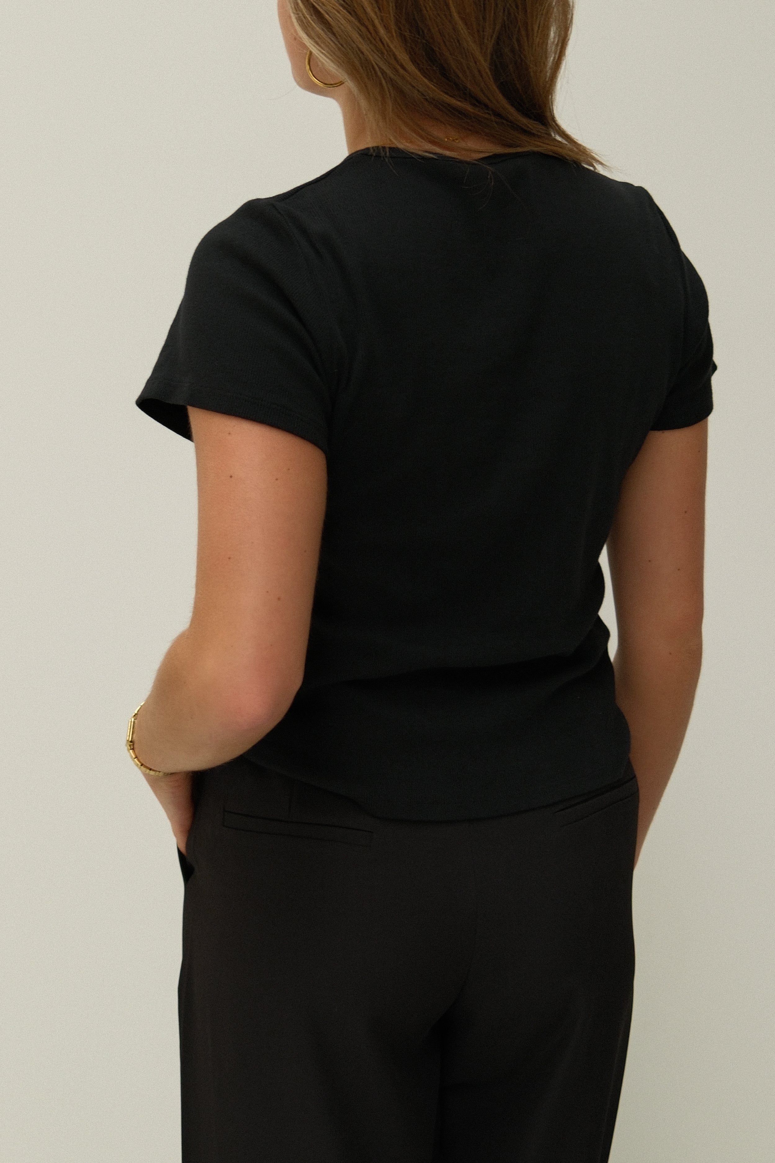 BASIC COTTON T-SHIRT BLACK