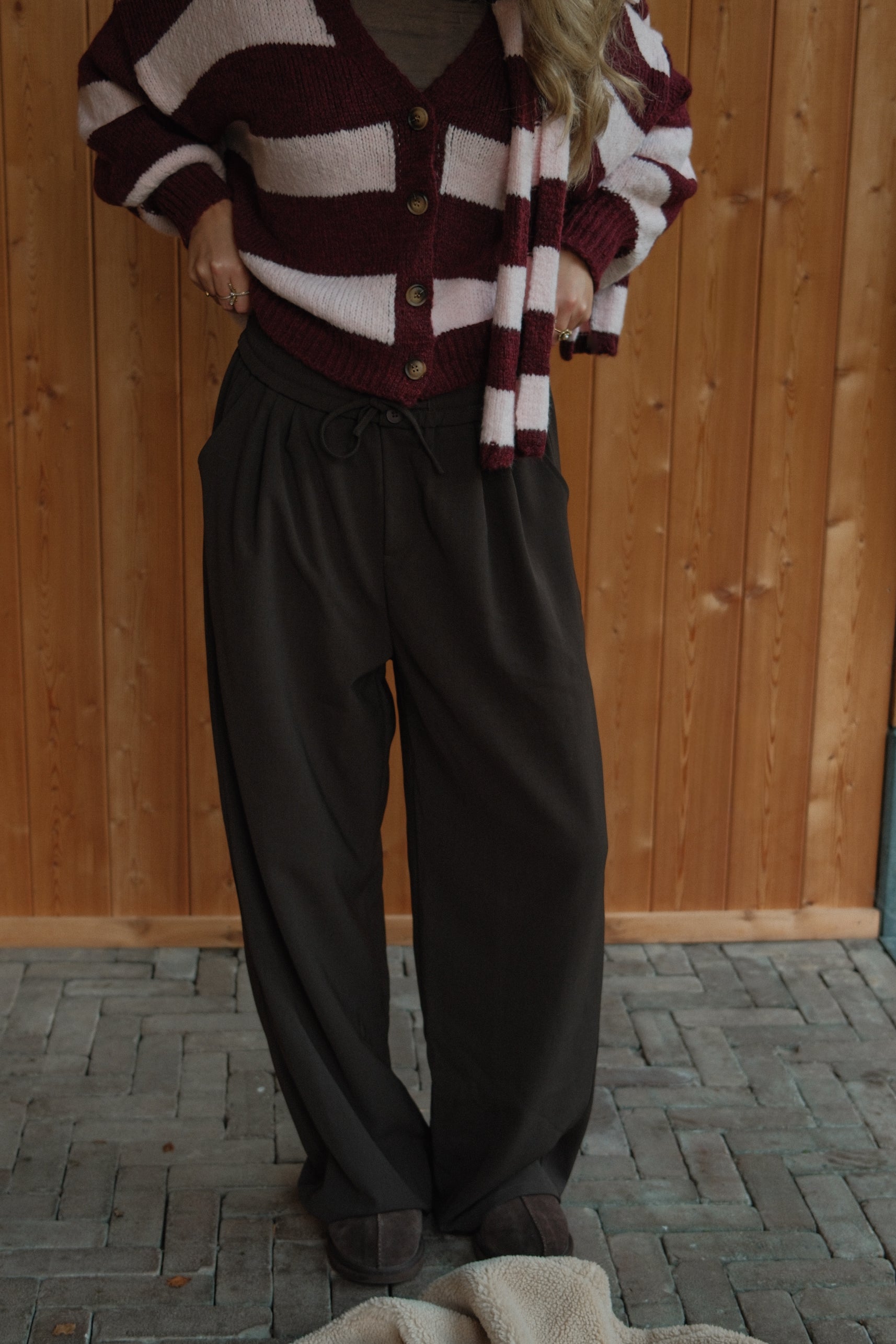 THE CLEAN CUT PANTS CHOCO