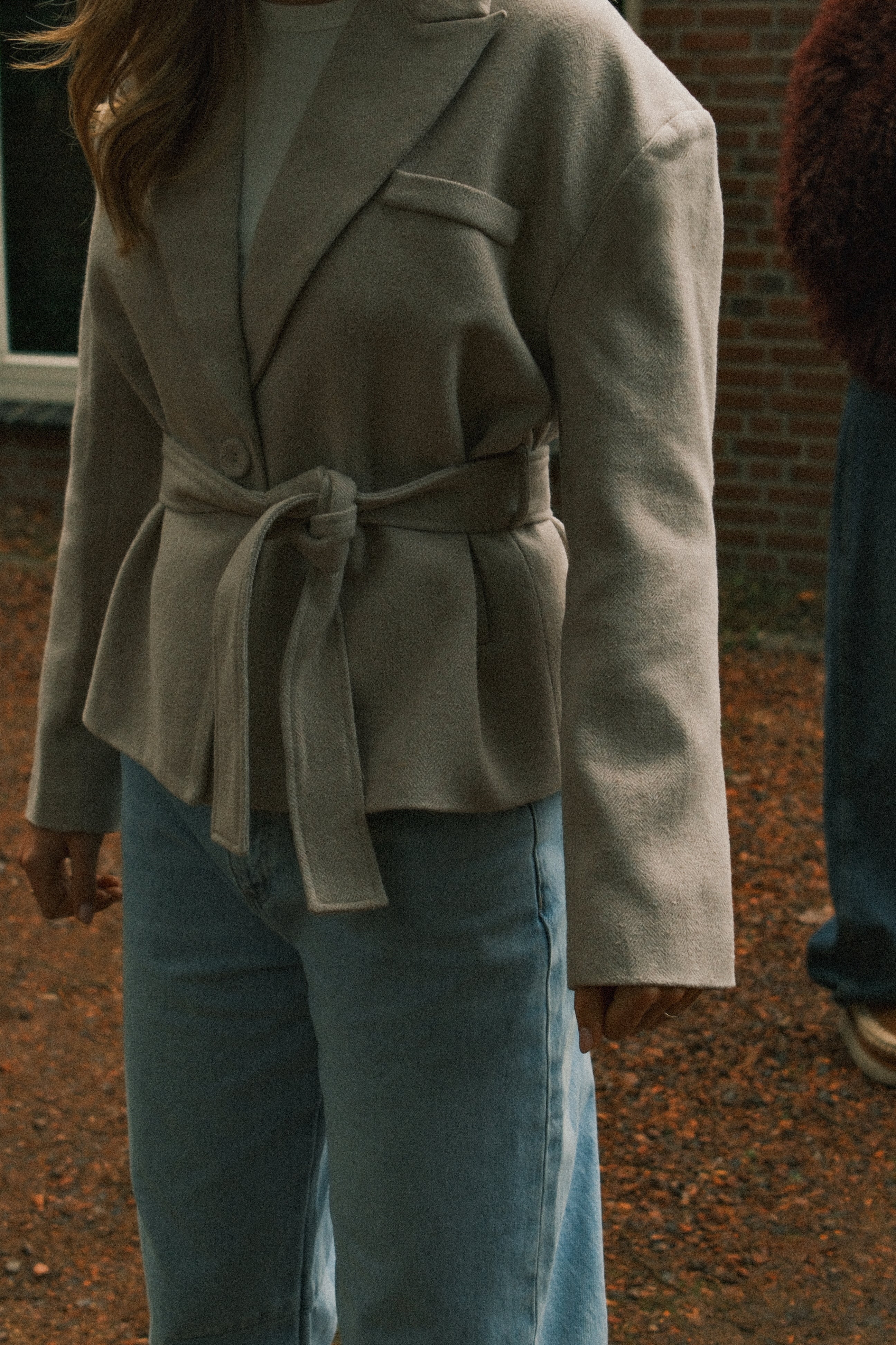 HERRINGBONE BELTED JACKET BEIGE