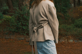 HERRINGBONE BELTED JACKET BEIGE