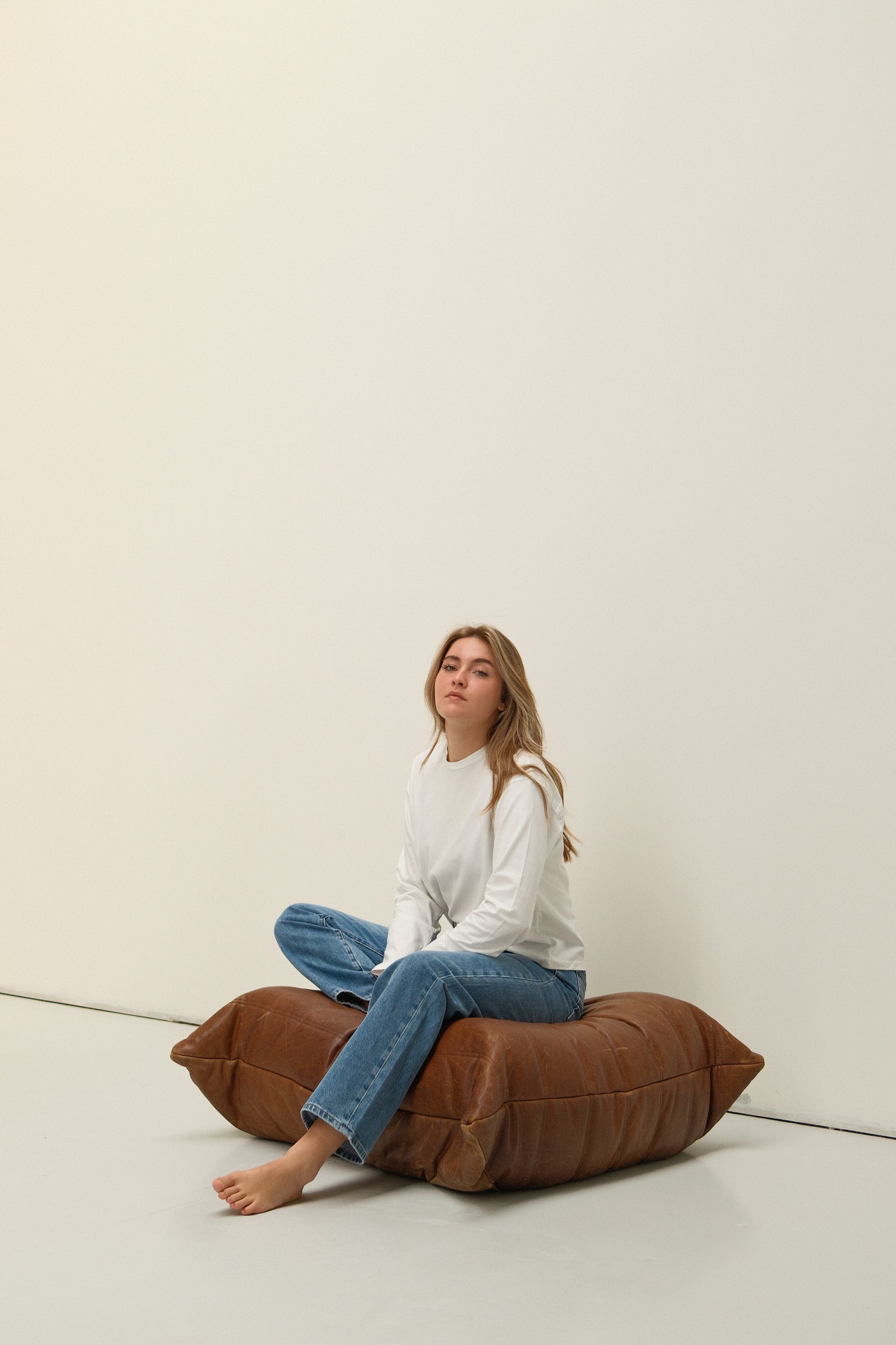 ESSENTIAL LONGSLEEVE WHITE