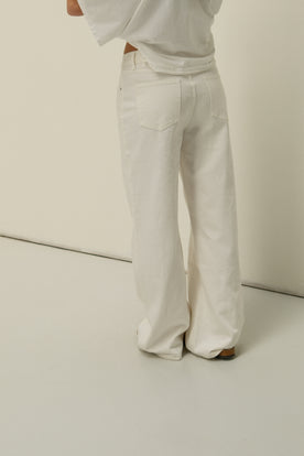 FULL LENGTH WIDE CELESTE JEANS WHITE