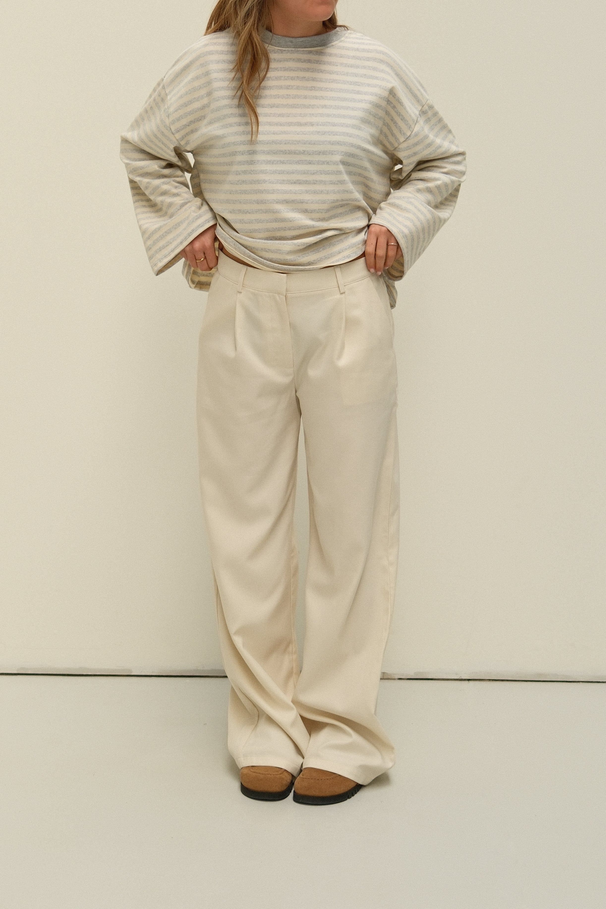 WIDE LEG MID WAIST PANTALON ECRU