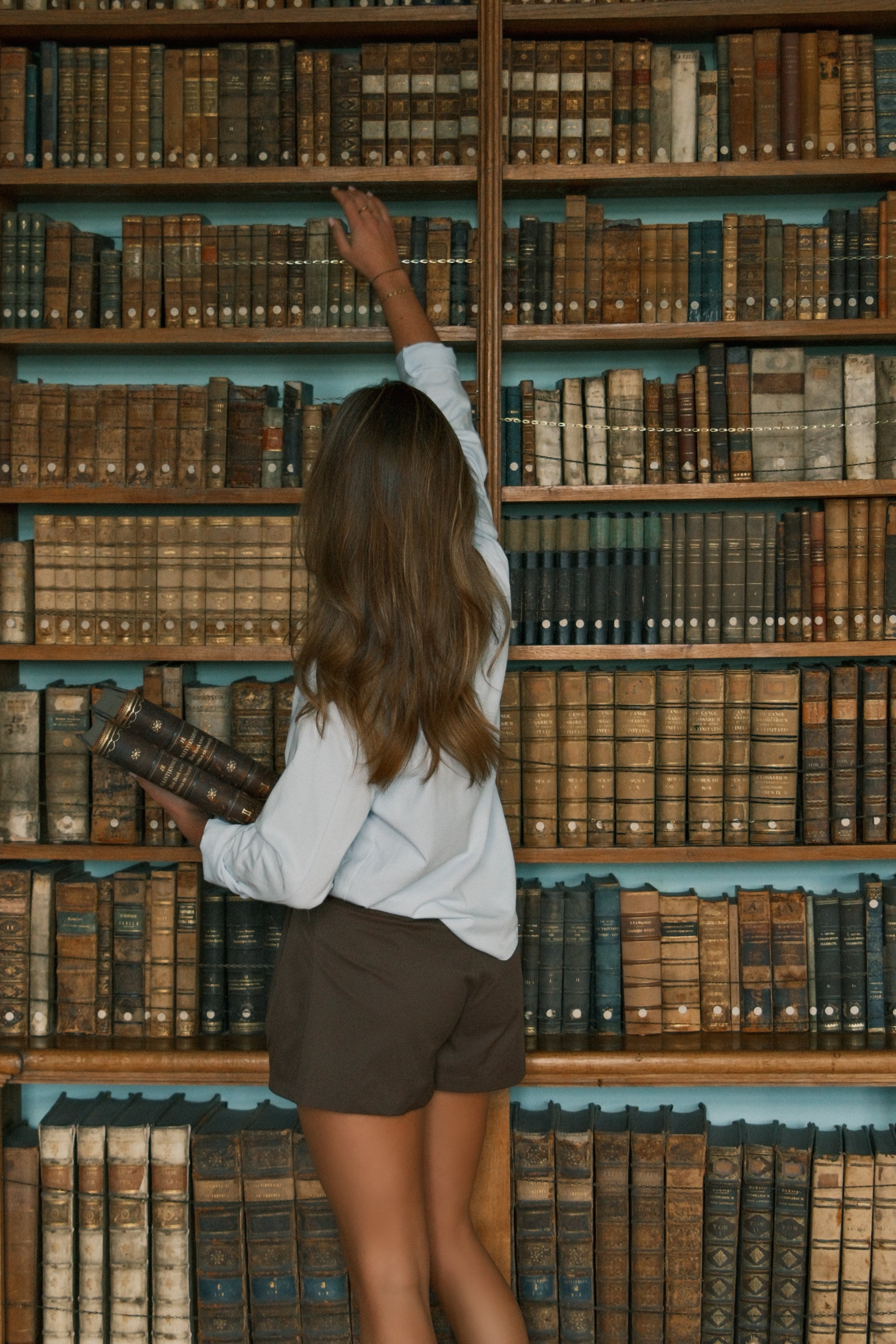 BUTTON LONGSLEEVE BABY BLUE