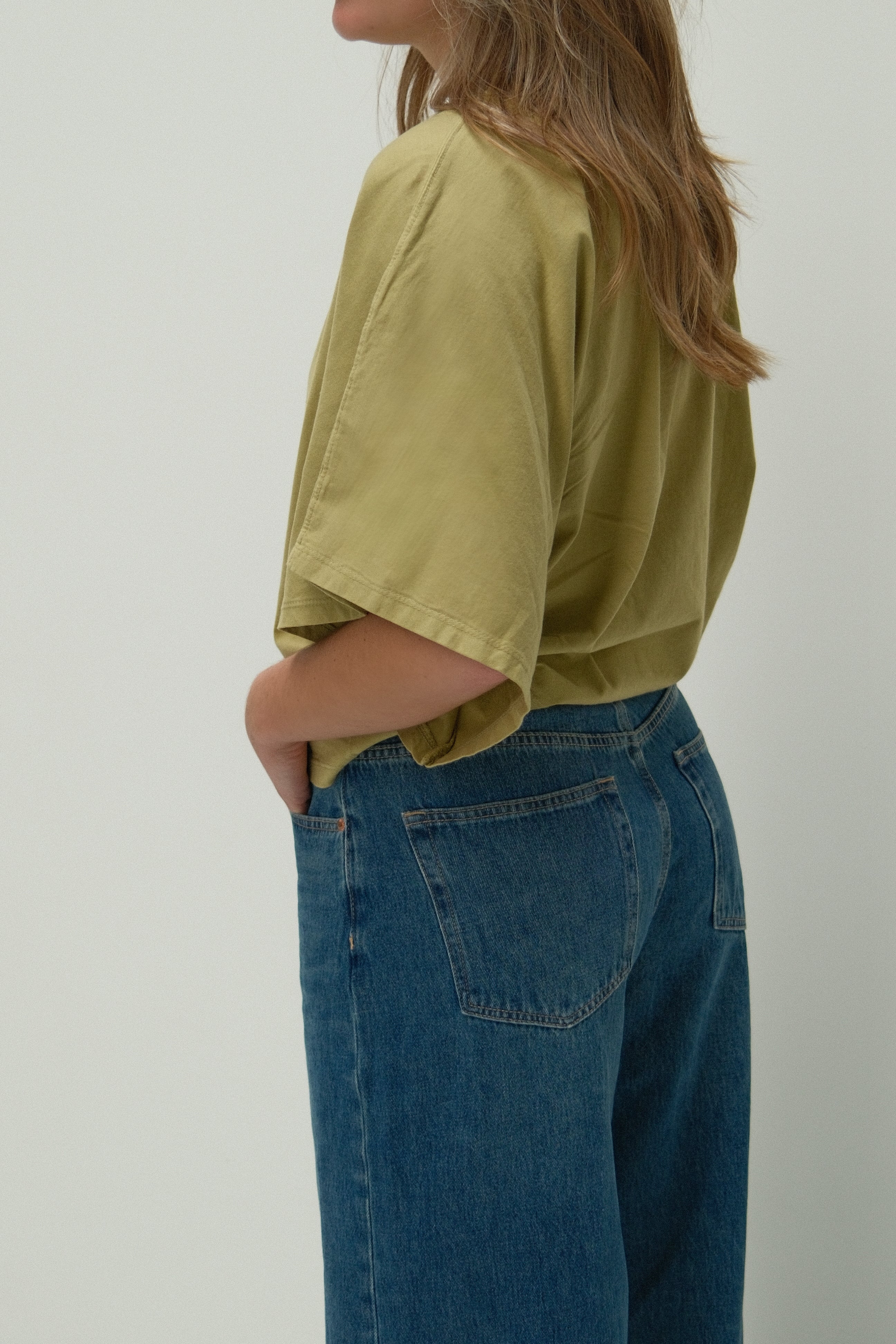 WIDE SLEEVE SAAR TEE OLIVE GREEN