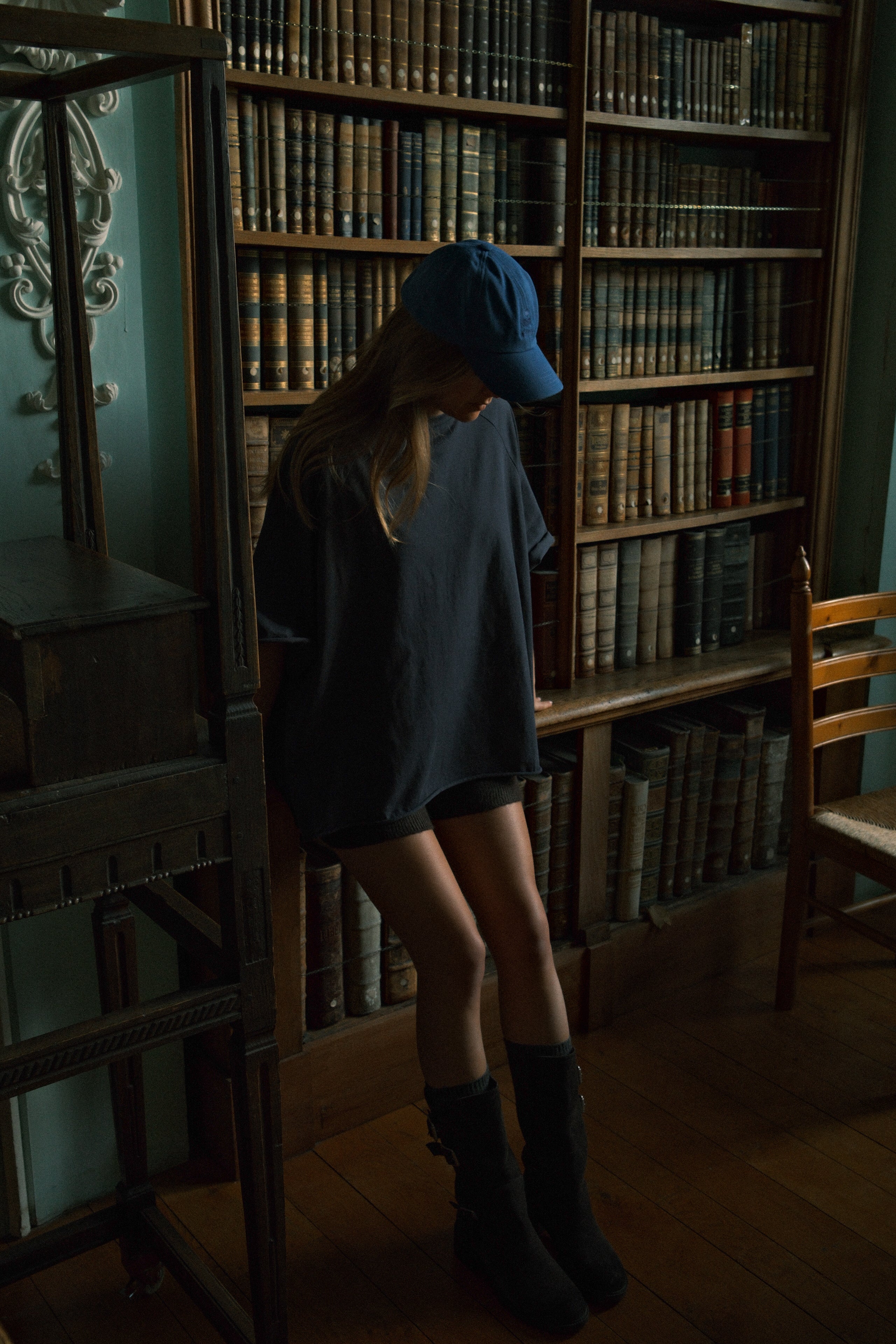 PRE ORDER: OVERSIZED ESSENTIAL TEE NAVY