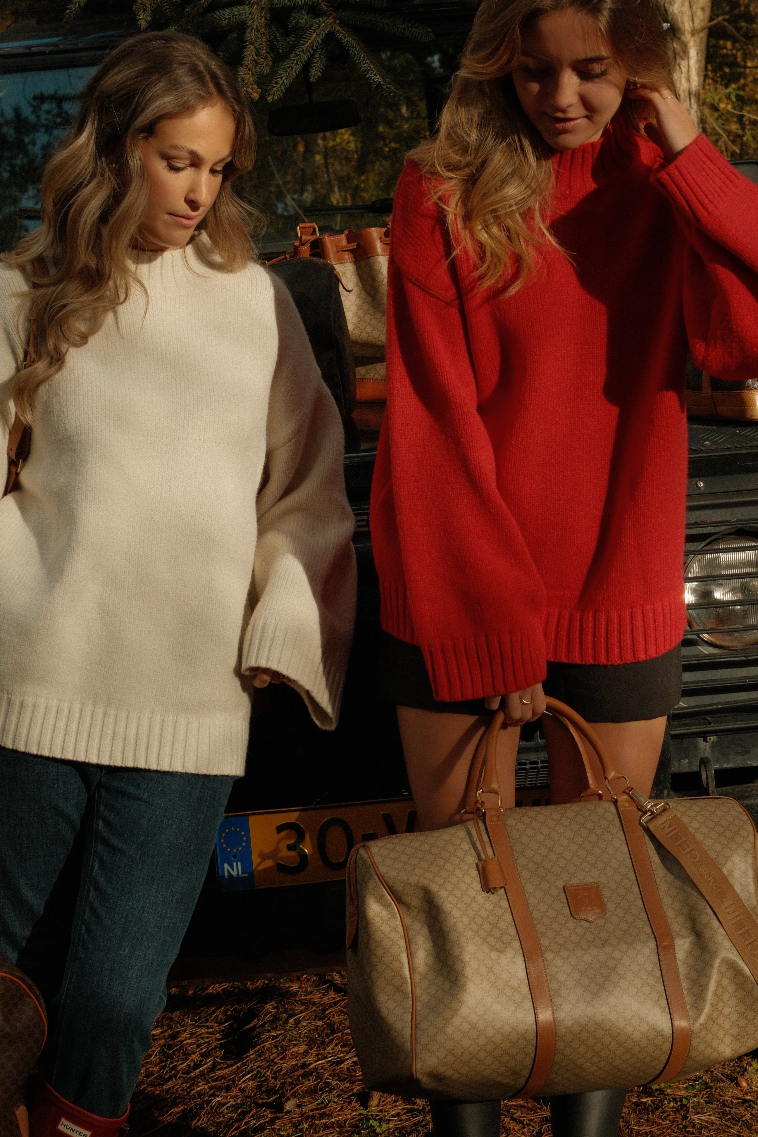 VIENNA COL KNIT WHITE