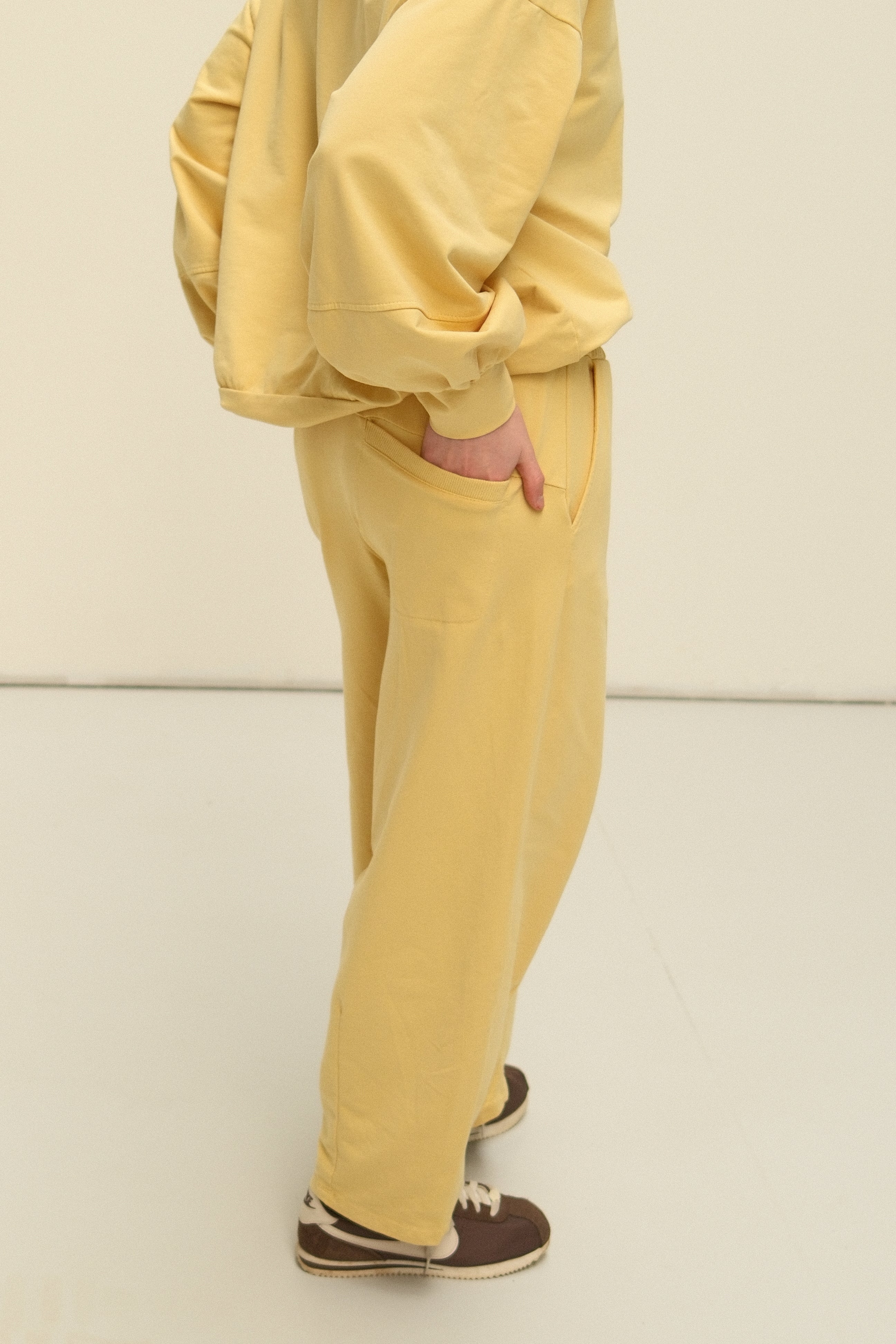 SLOW MORNING JOGGER YELLOW