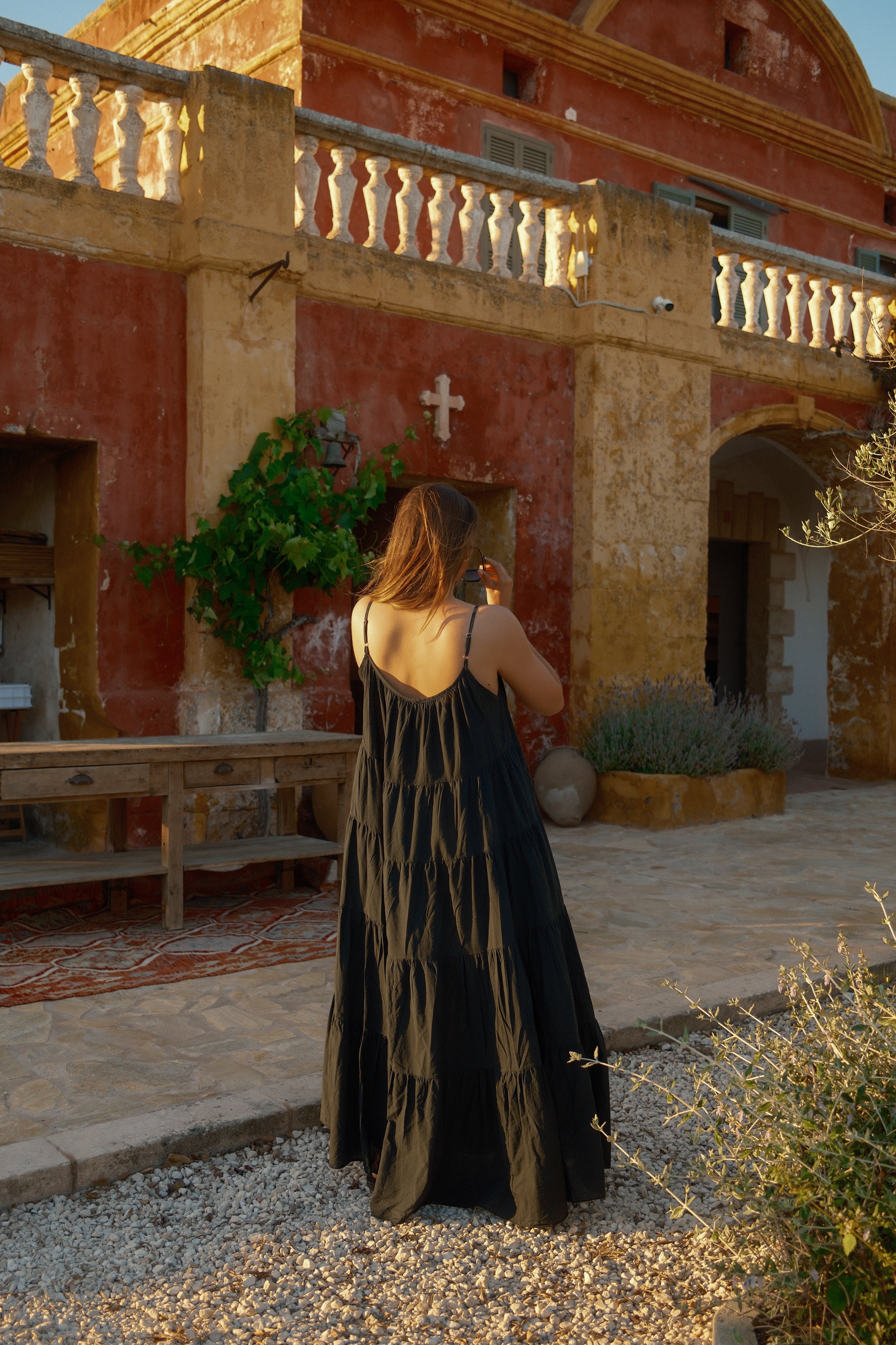 PRE-ORDER: DONNA MAXI DRESS BLACK