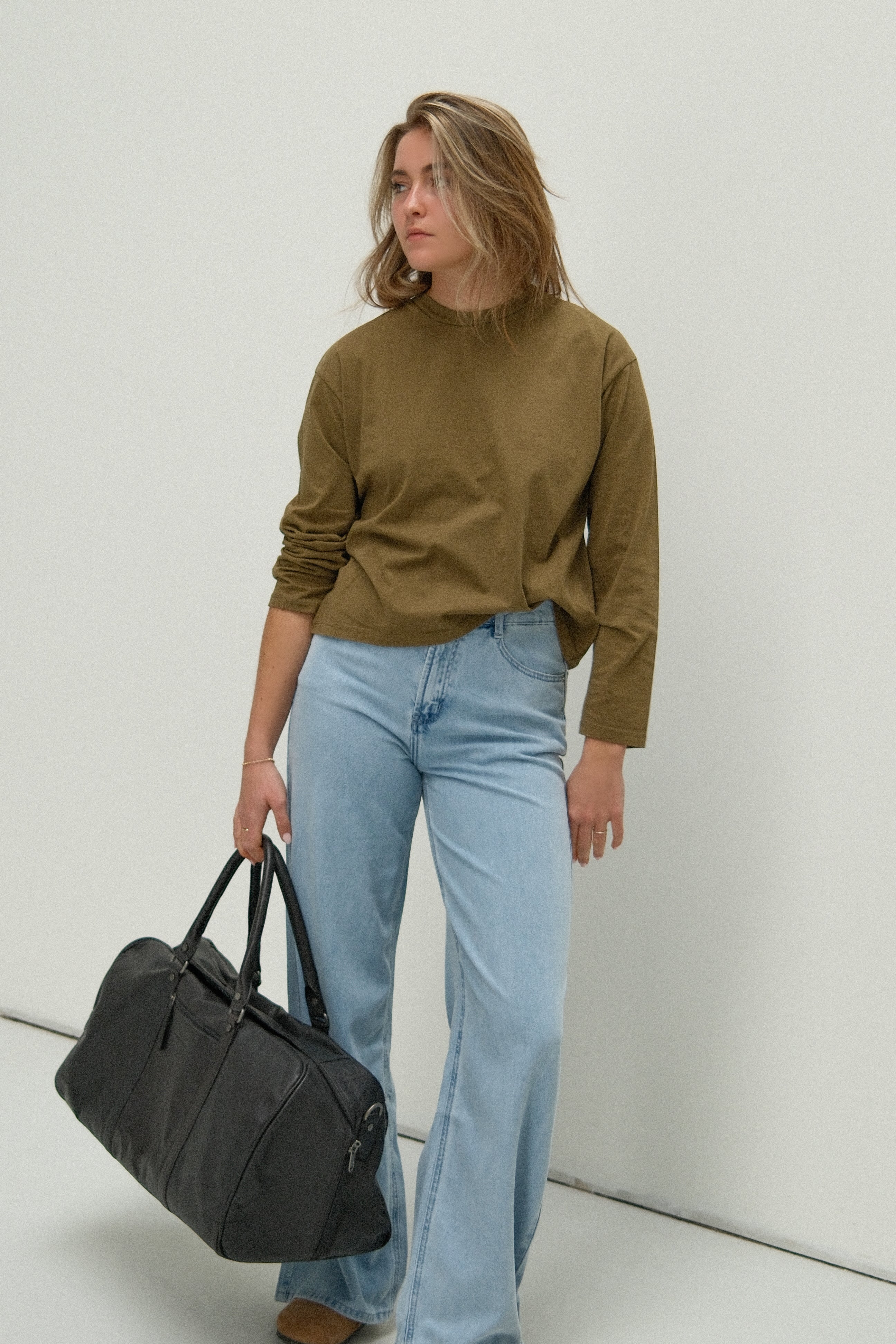 ESSENTIAL LONGSLEEVE KAKI