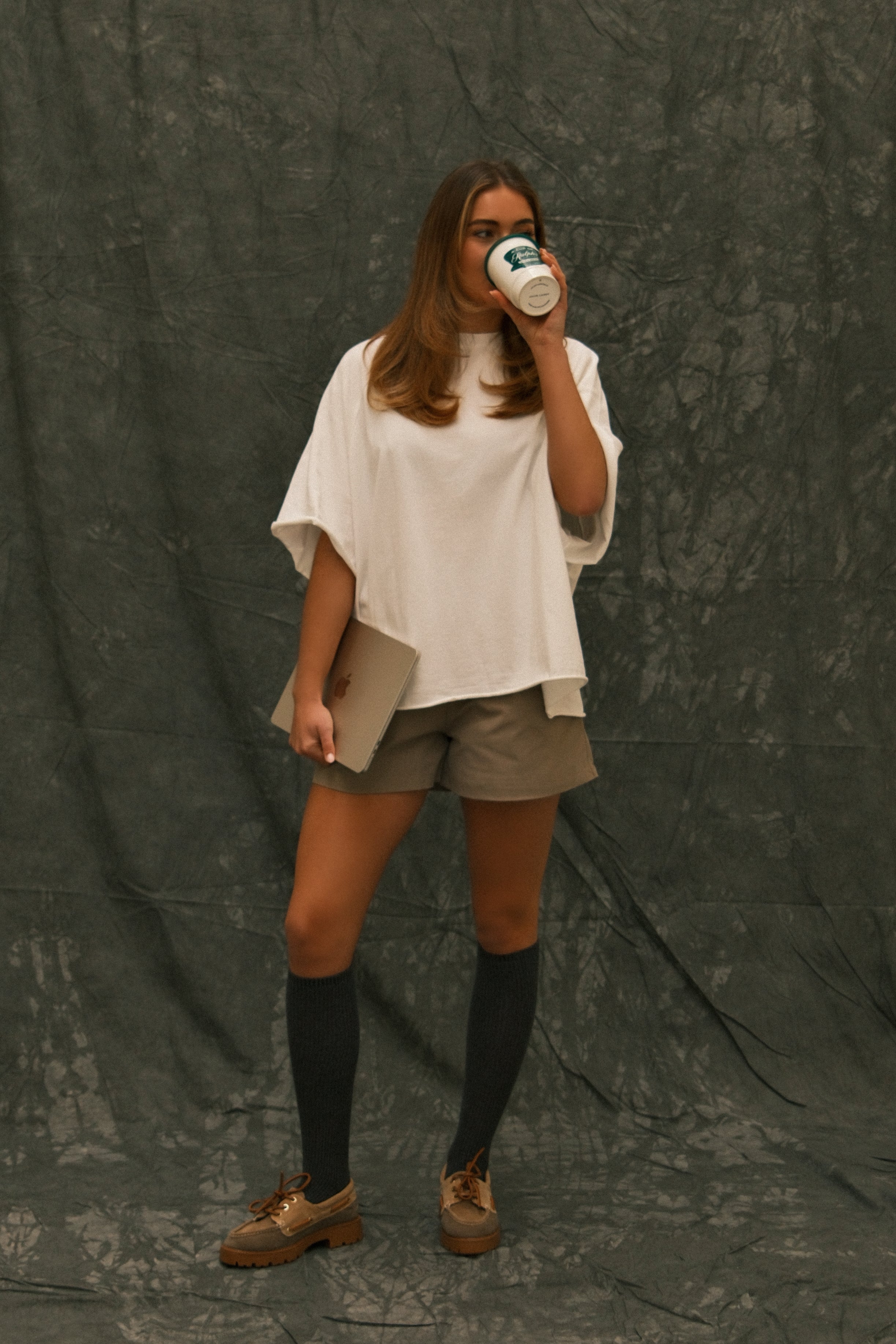 PRE-ORDER: OVERSIZED ESSENTIAL TEE WHITE