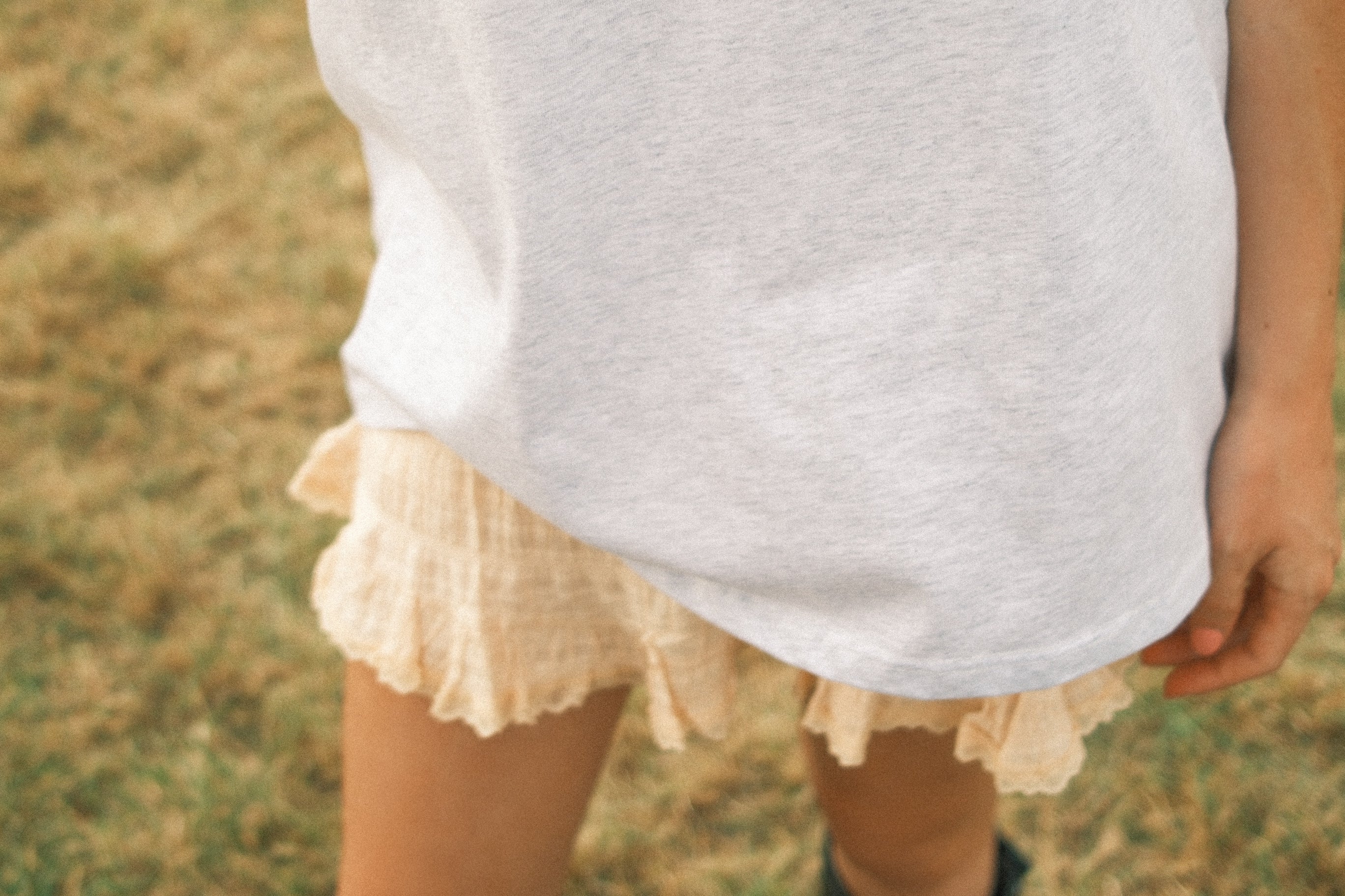 ANNA BASIC ESSENTIAL OVERSIZED TEE GREY