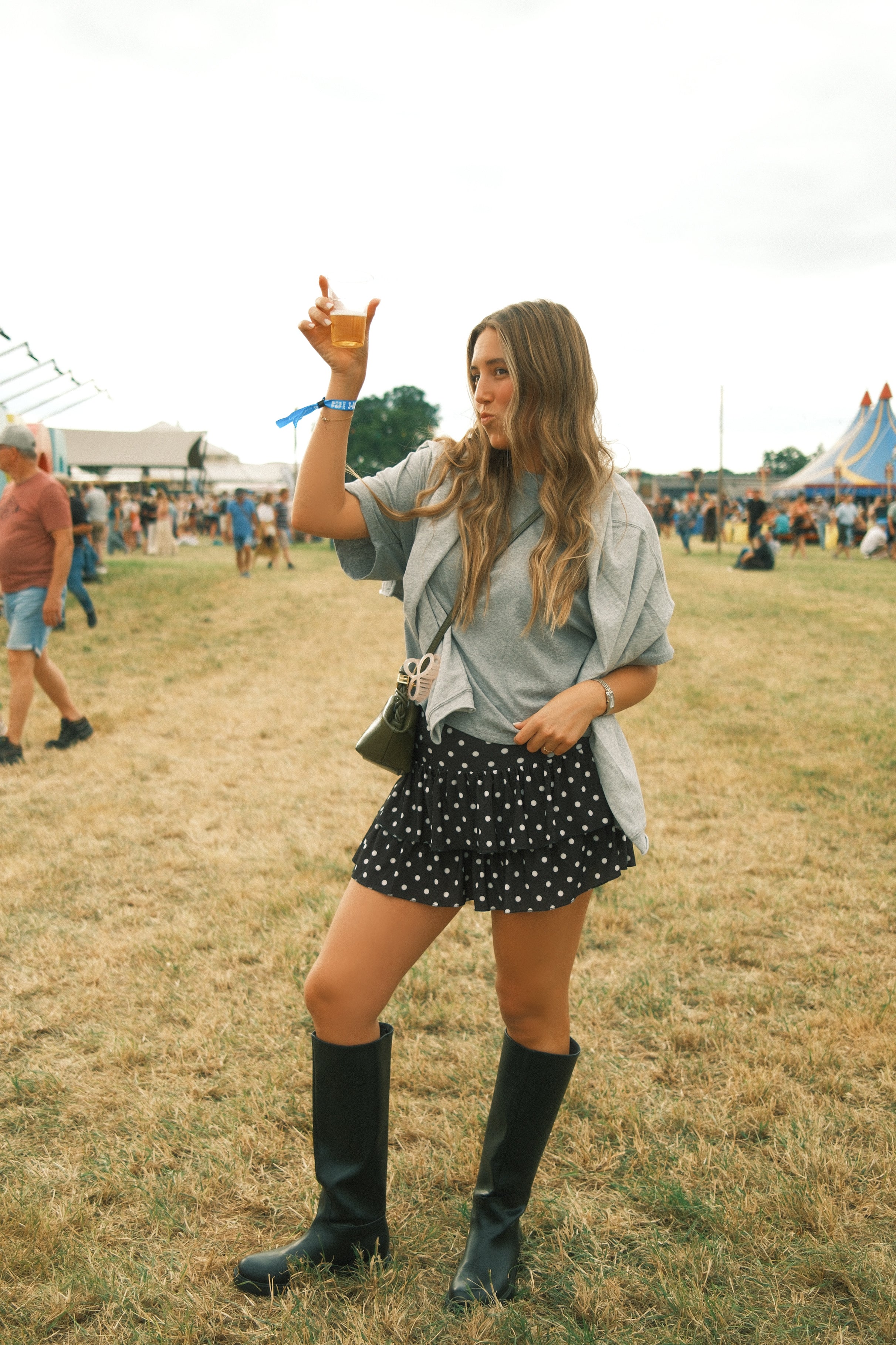 OVERSIZED MILA TEE GREY