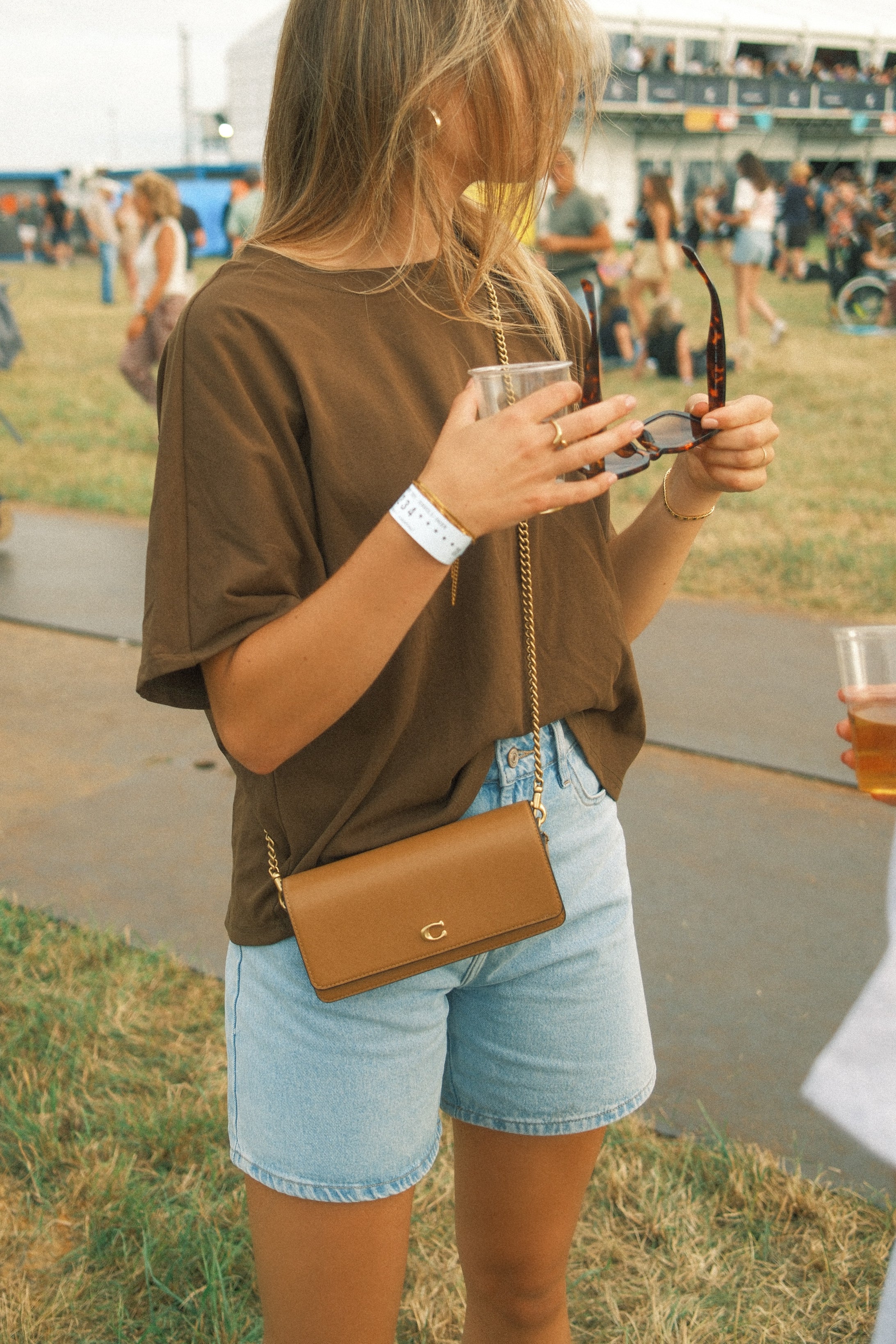 OVERSIZED MILA TEE CHOCO