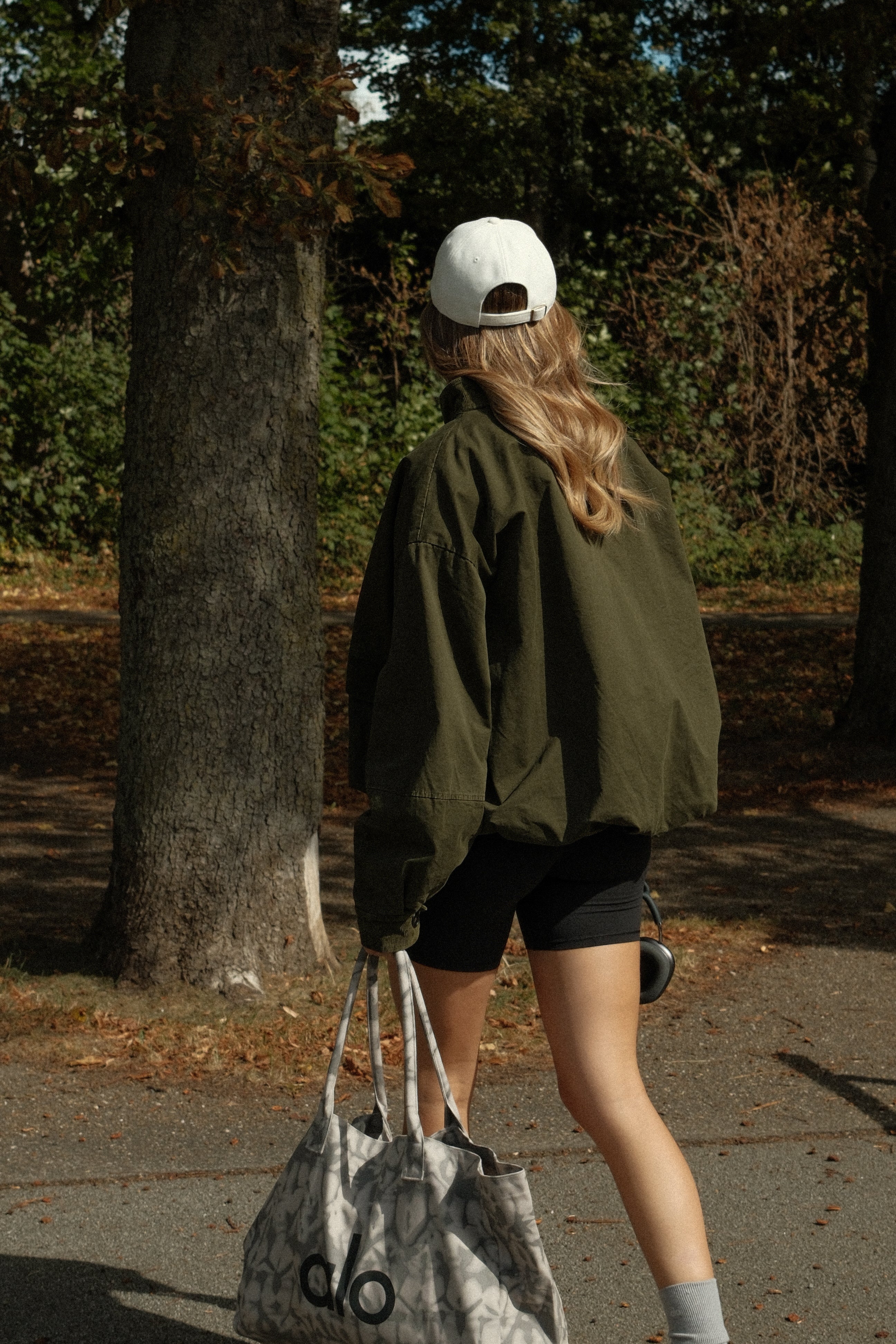 SIGNATURE BOMBER JACKET ARMY GREEN