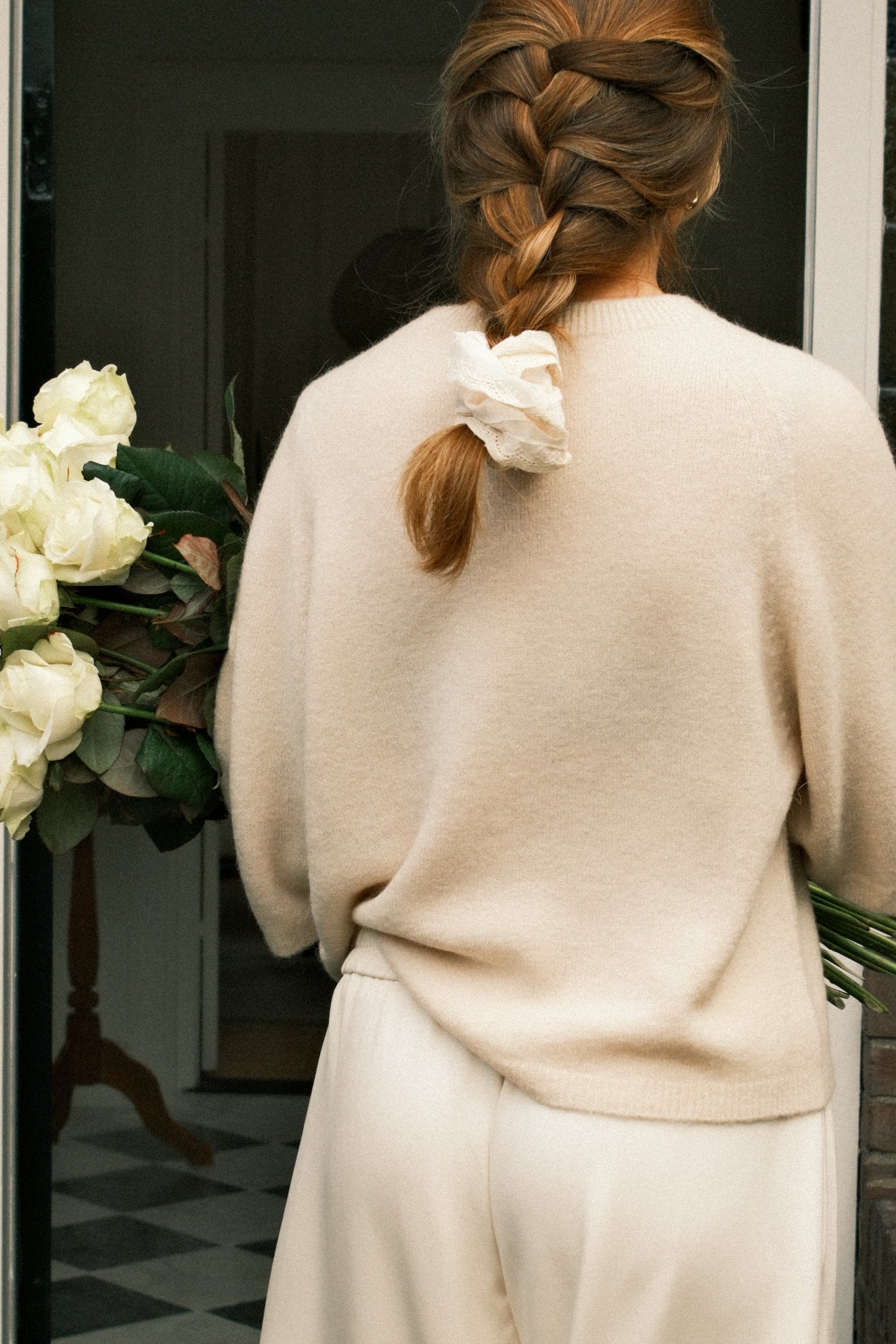 THE SAAR KNIT BEIGE