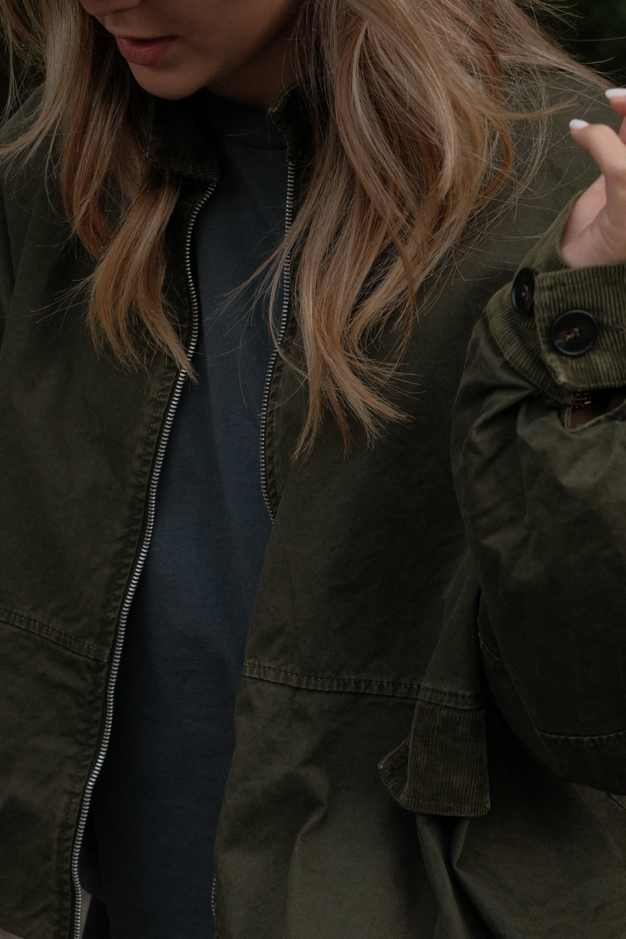 SIGNATURE BOMBER JACKET ARMY GREEN