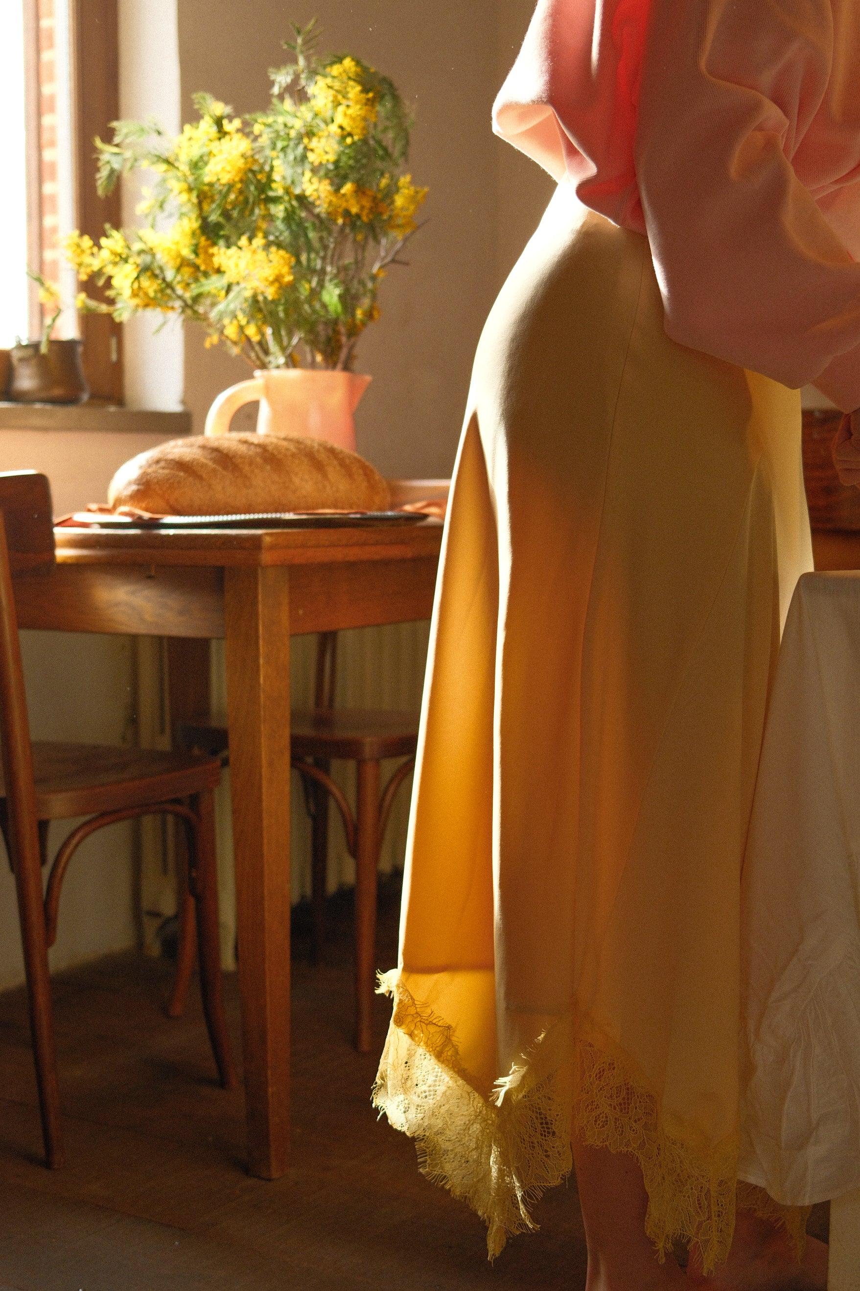 AMÉ LACE SKIRT BUTTER YELLOW