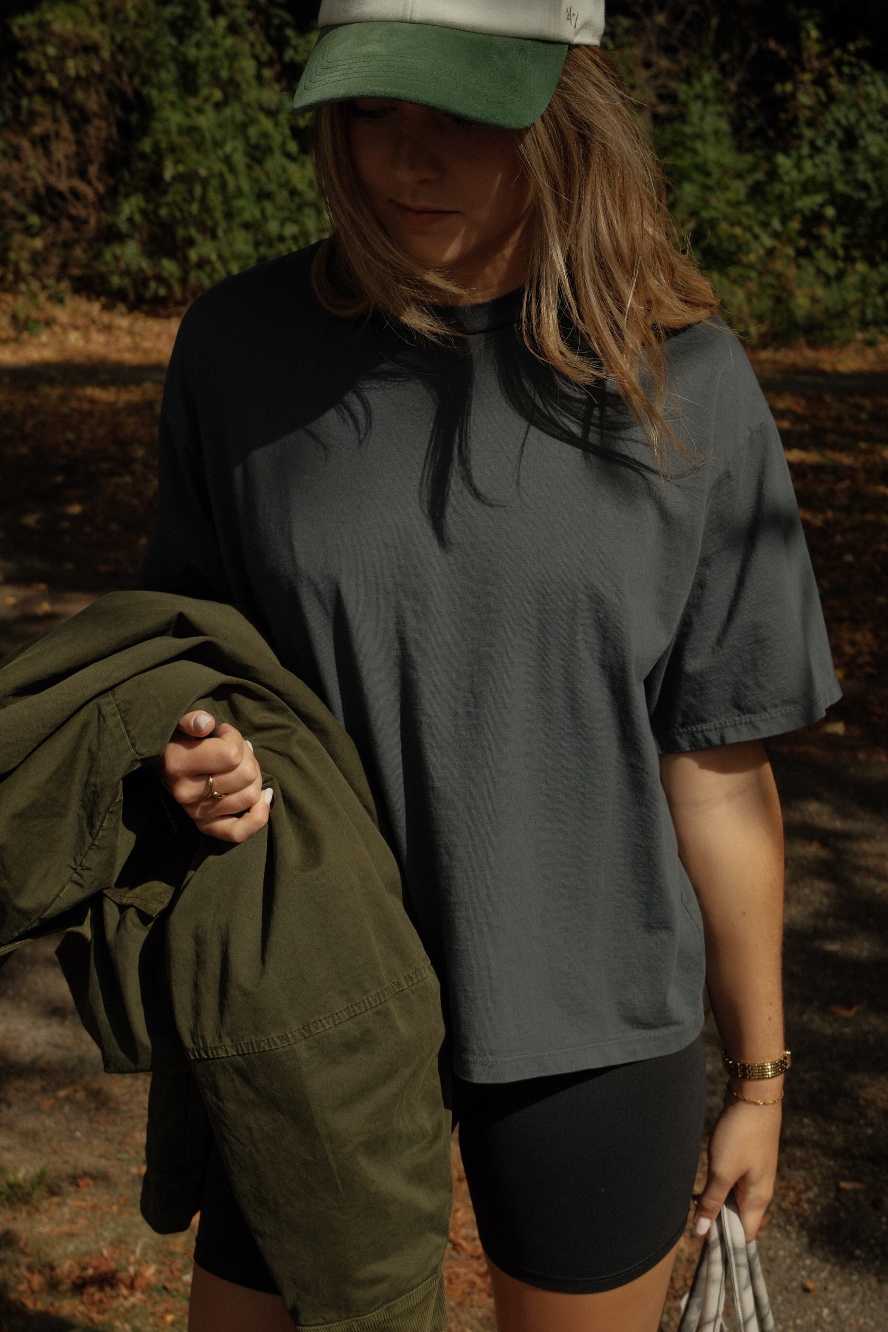 FW25 ATELJEE SAAR TEE GREY