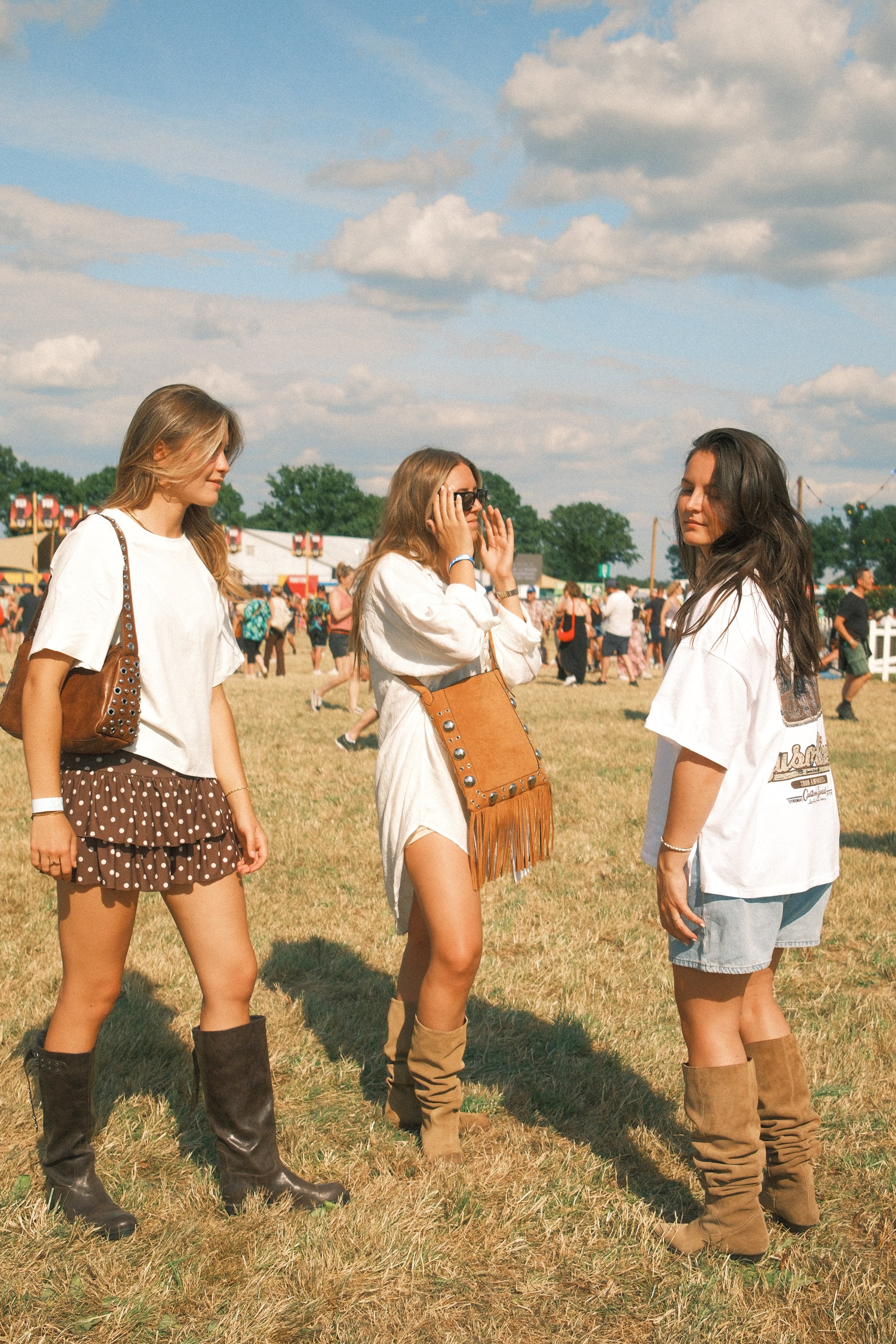 OVERSIZED MILA TEE WHITE