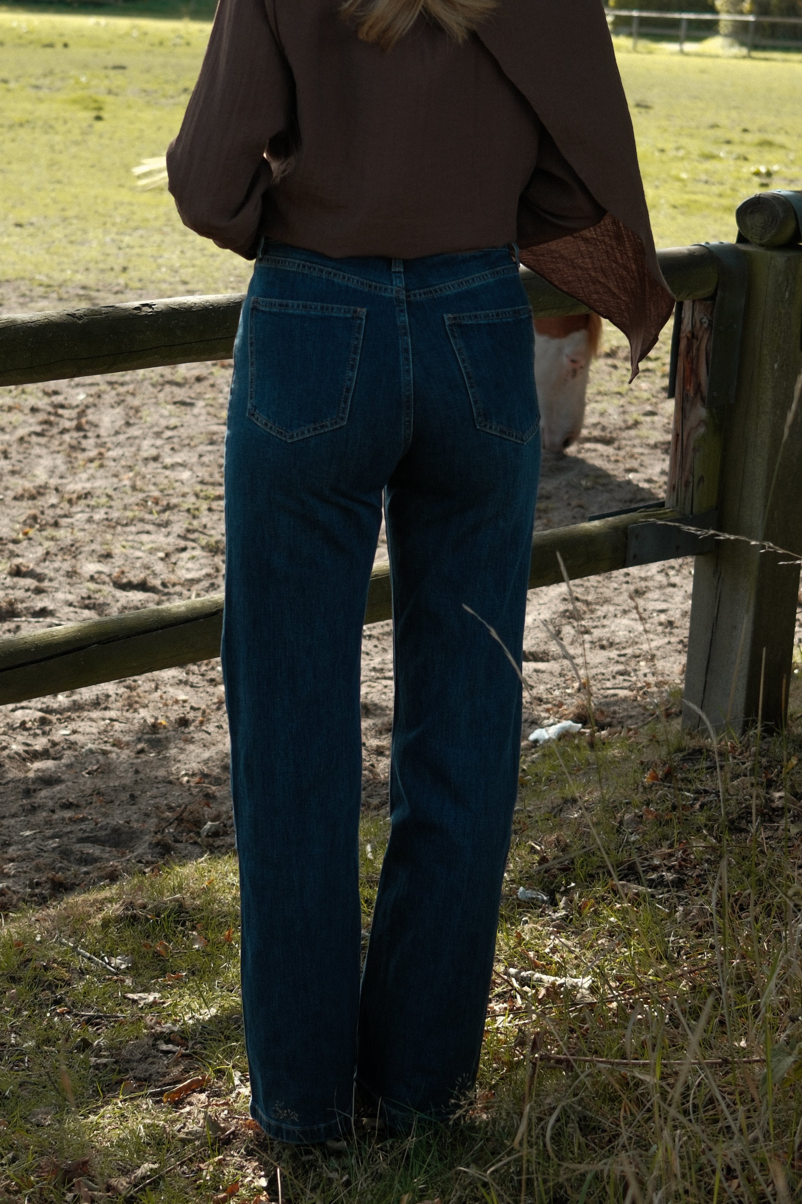 THE CLASSIC WIDE LEG JEANS