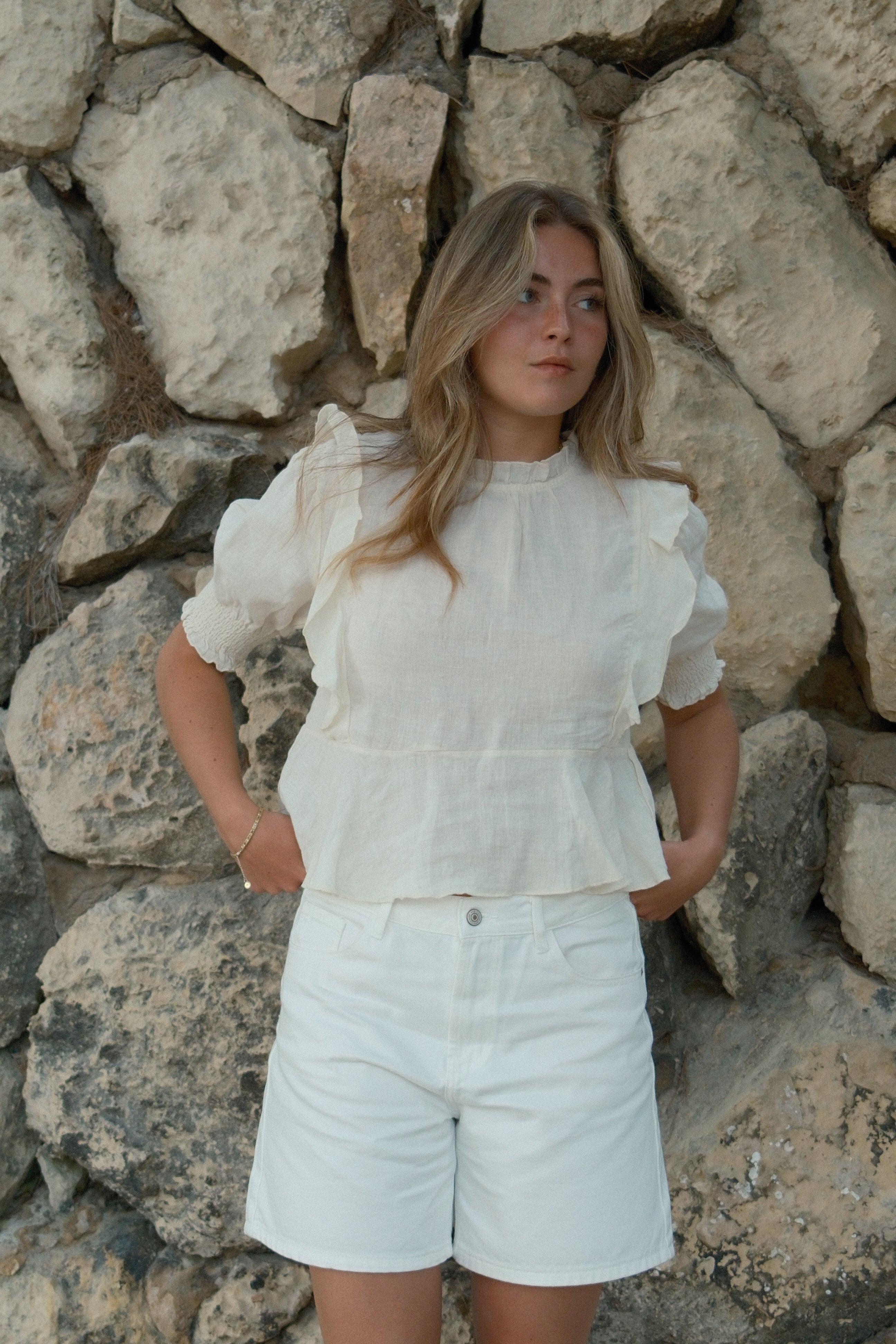 100% LINNEN YARA TOP ECRU