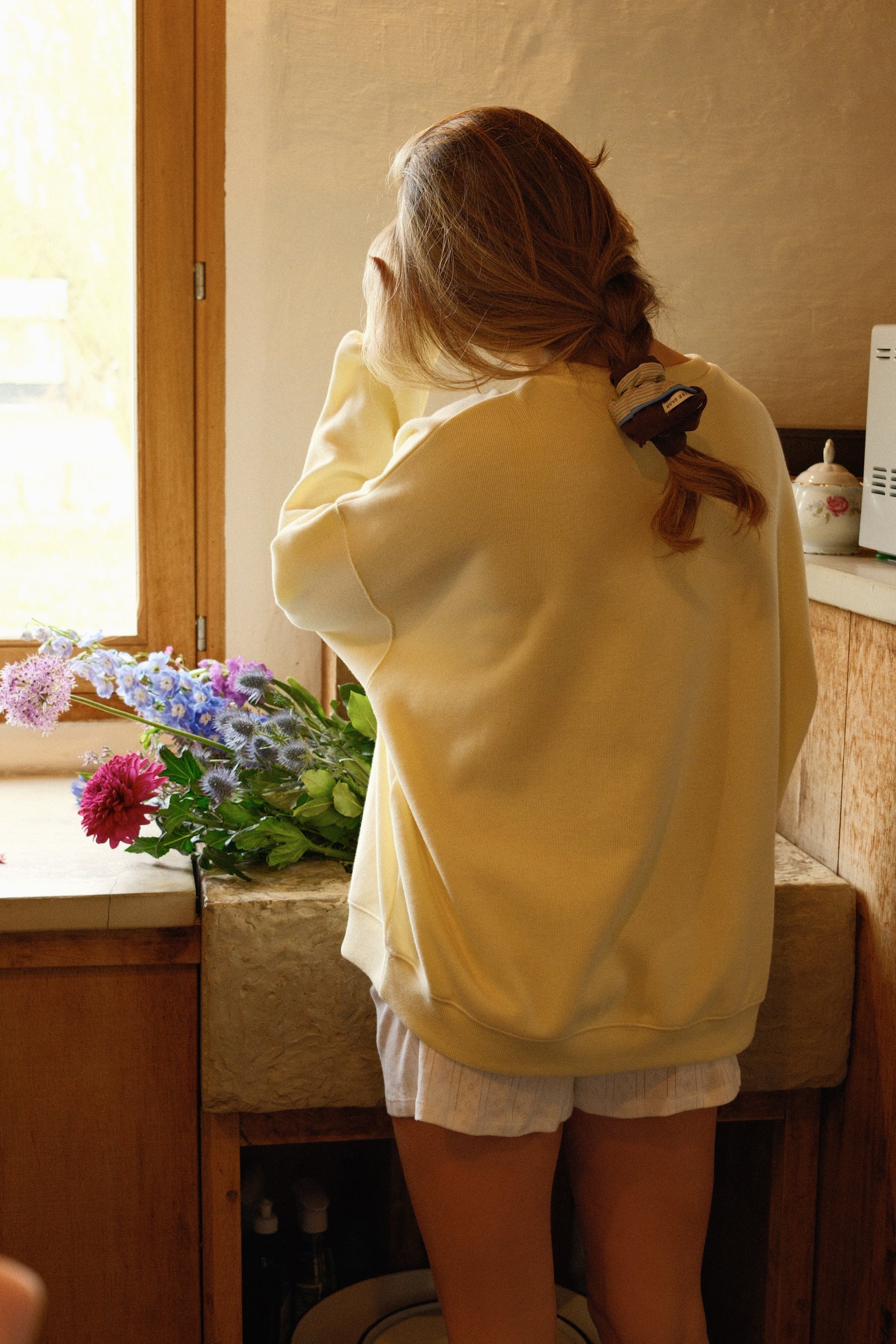 ESSENTIAL OVERSIZED SWEATER BUTTER YELLOW