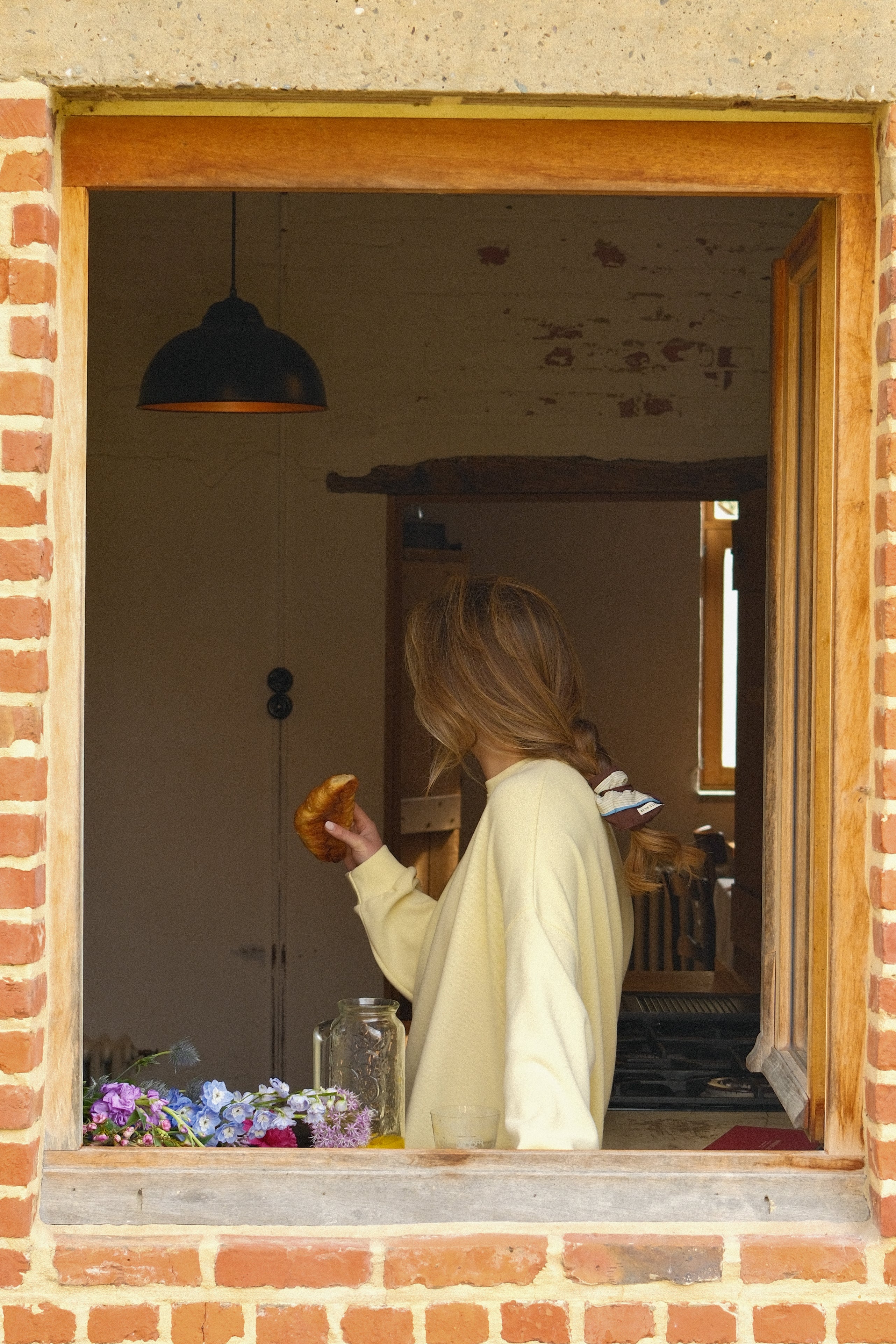 ESSENTIAL OVERSIZED SWEATER BUTTER YELLOW