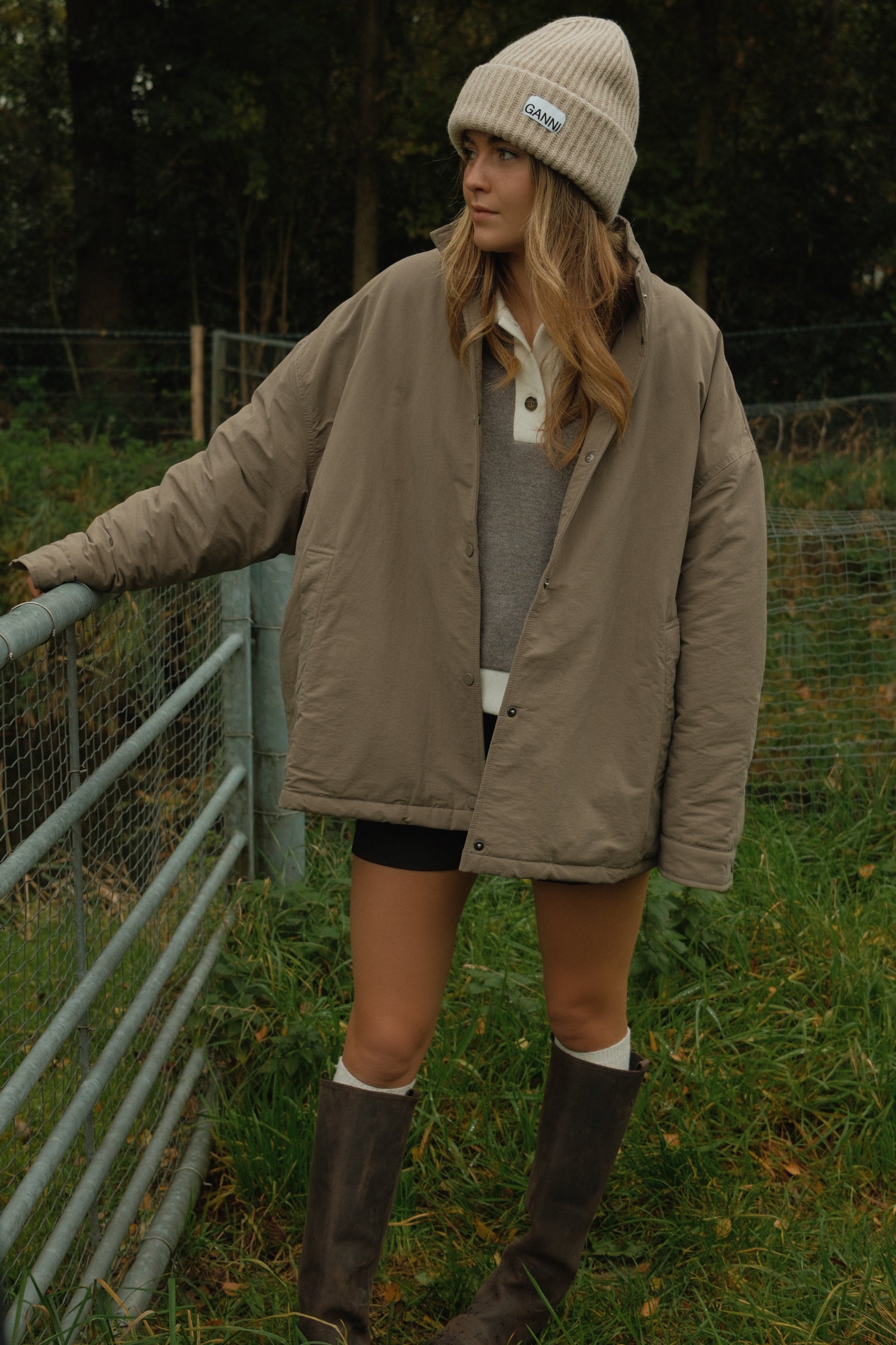 THE HARRIS PUFFER COAT TAUPE