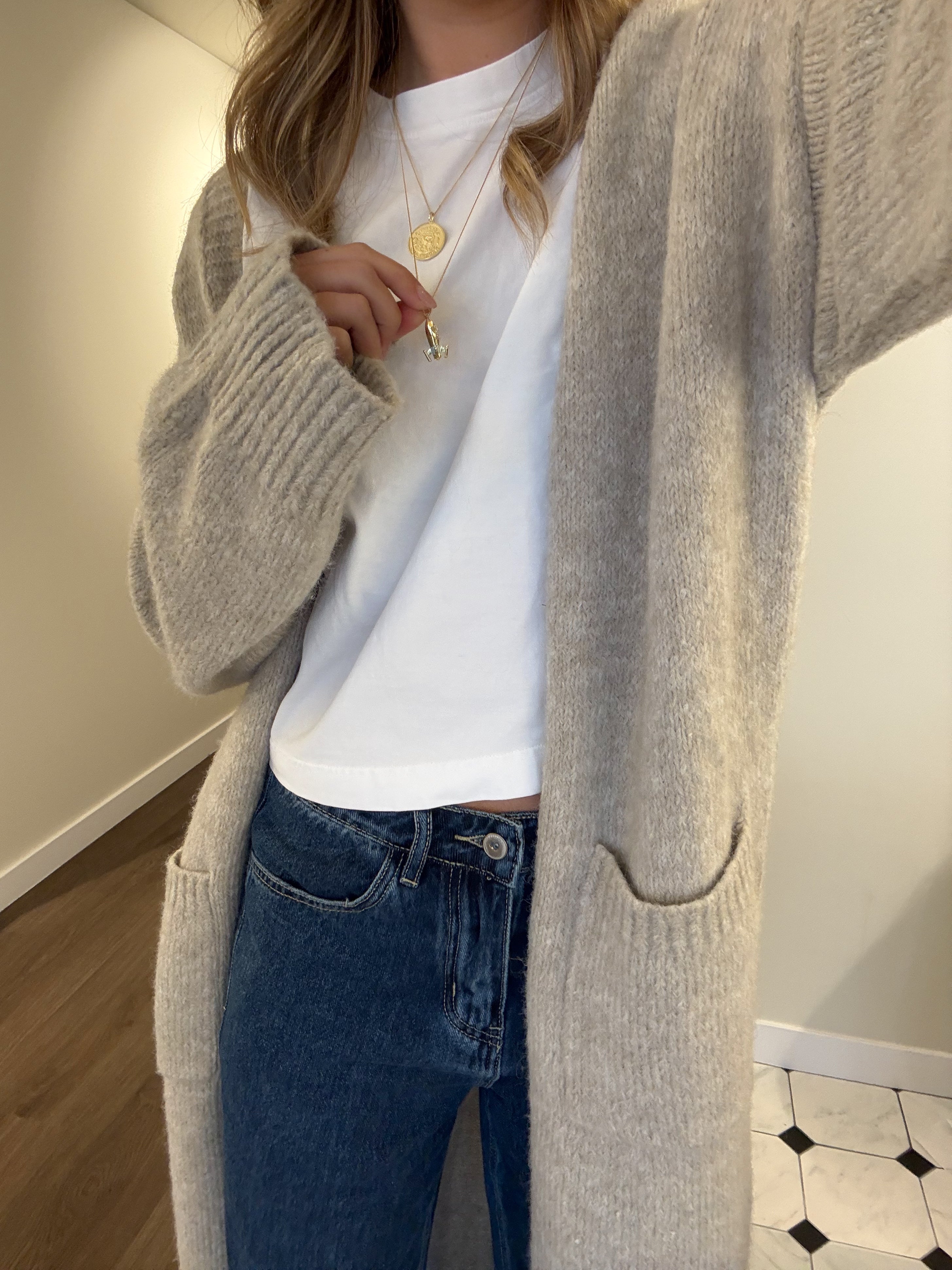THE ASPEN CARDIGAN BEIGE