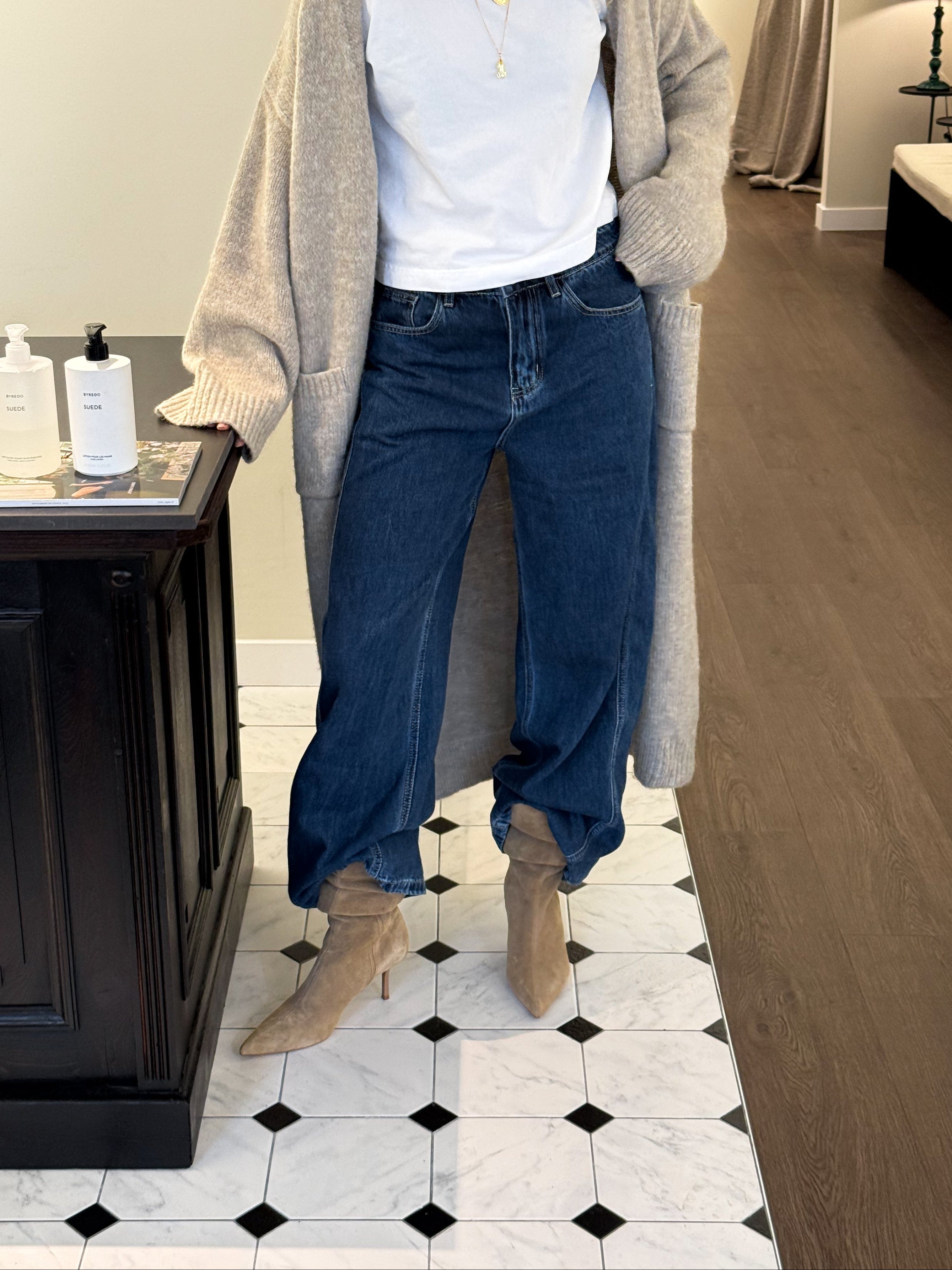 THE ASPEN CARDIGAN BEIGE